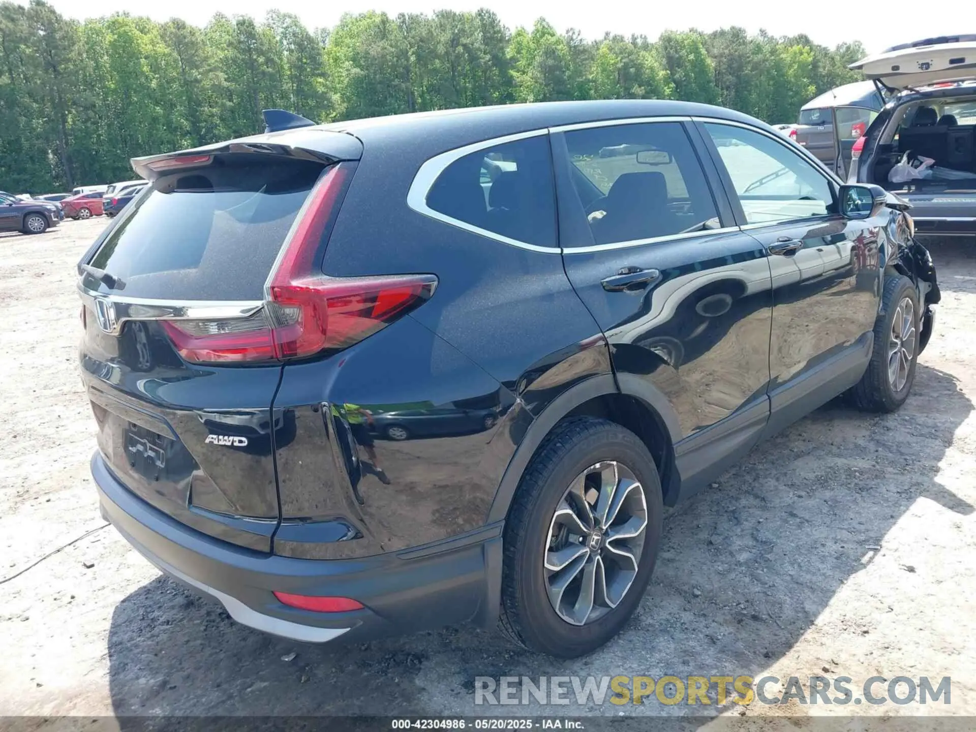 4 Photograph of a damaged car 5J6RW2H85LA021835 HONDA CR-V 2020