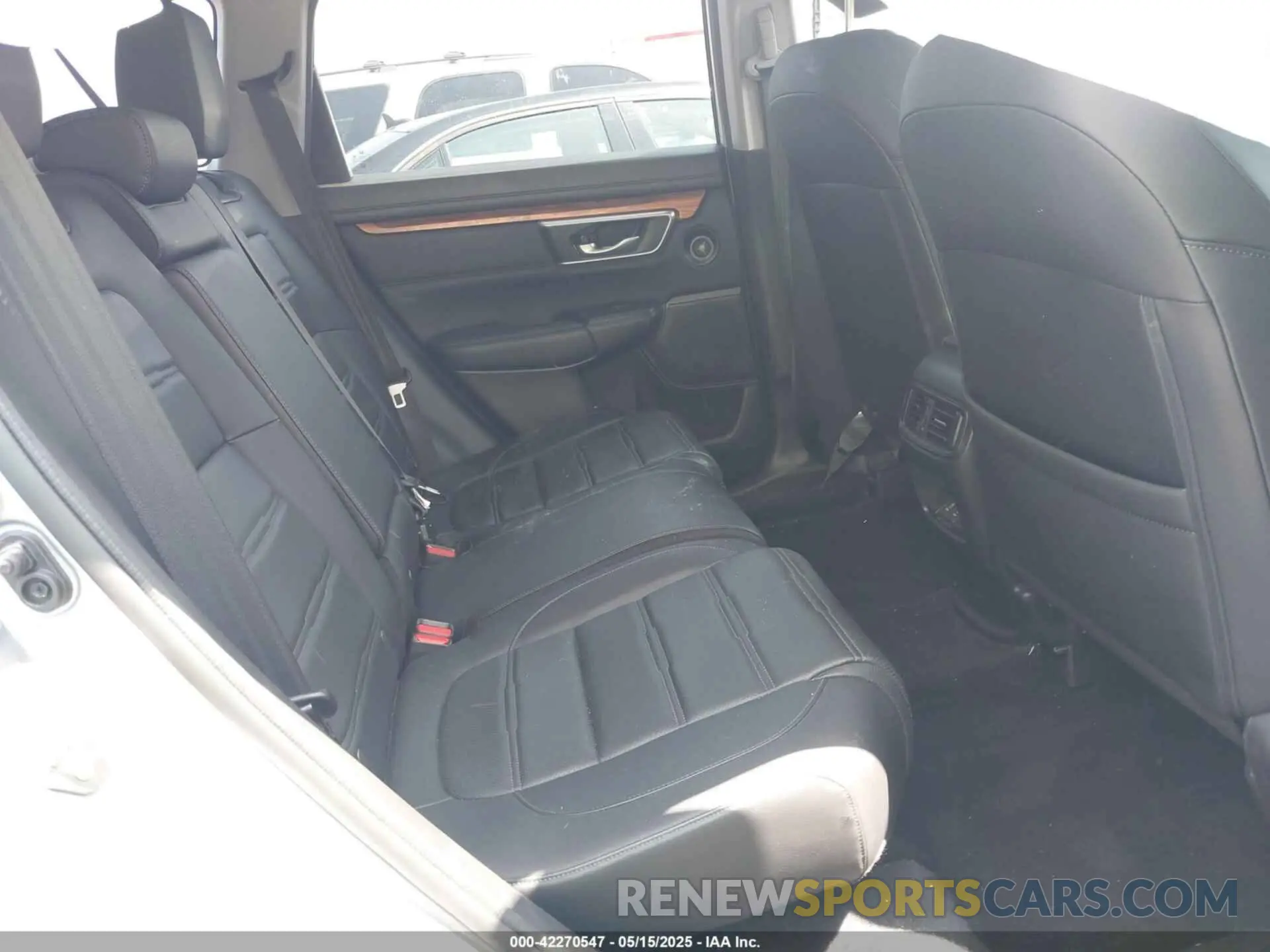 8 Photograph of a damaged car 5J6RW2H88LL024507 HONDA CR-V 2020