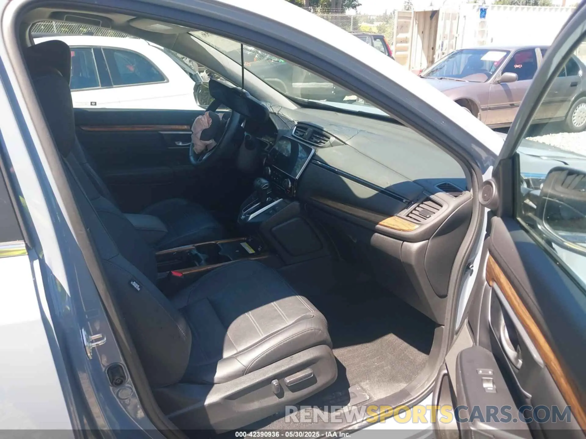 5 Photograph of a damaged car 5J6RW2H94LL029650 HONDA CR-V 2020