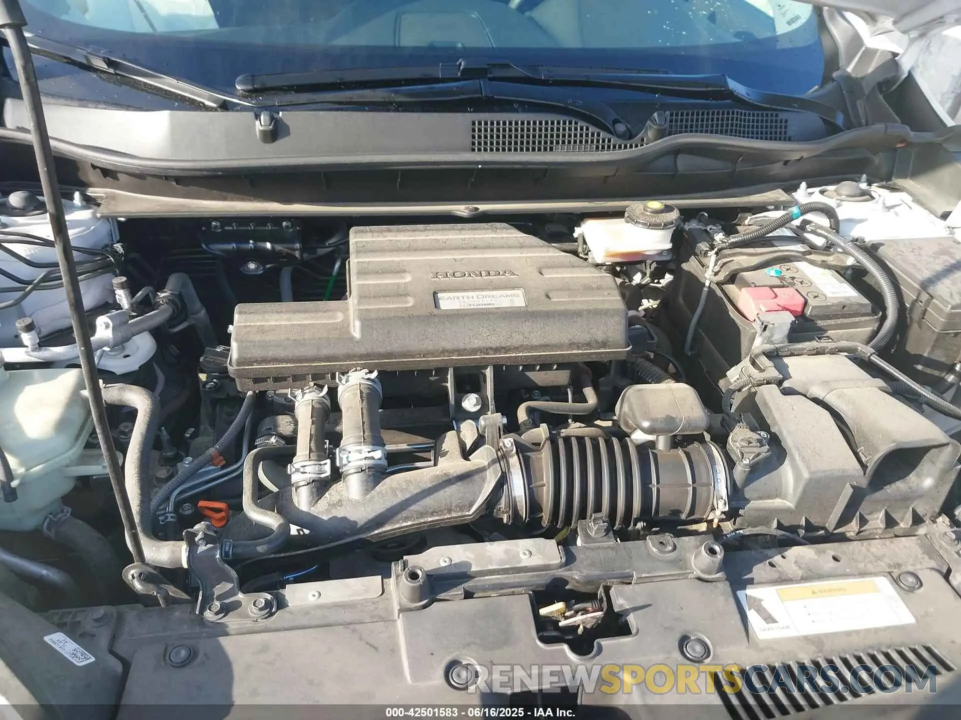 10 Photograph of a damaged car 5J6RW2H95LL002859 HONDA CR-V 2020