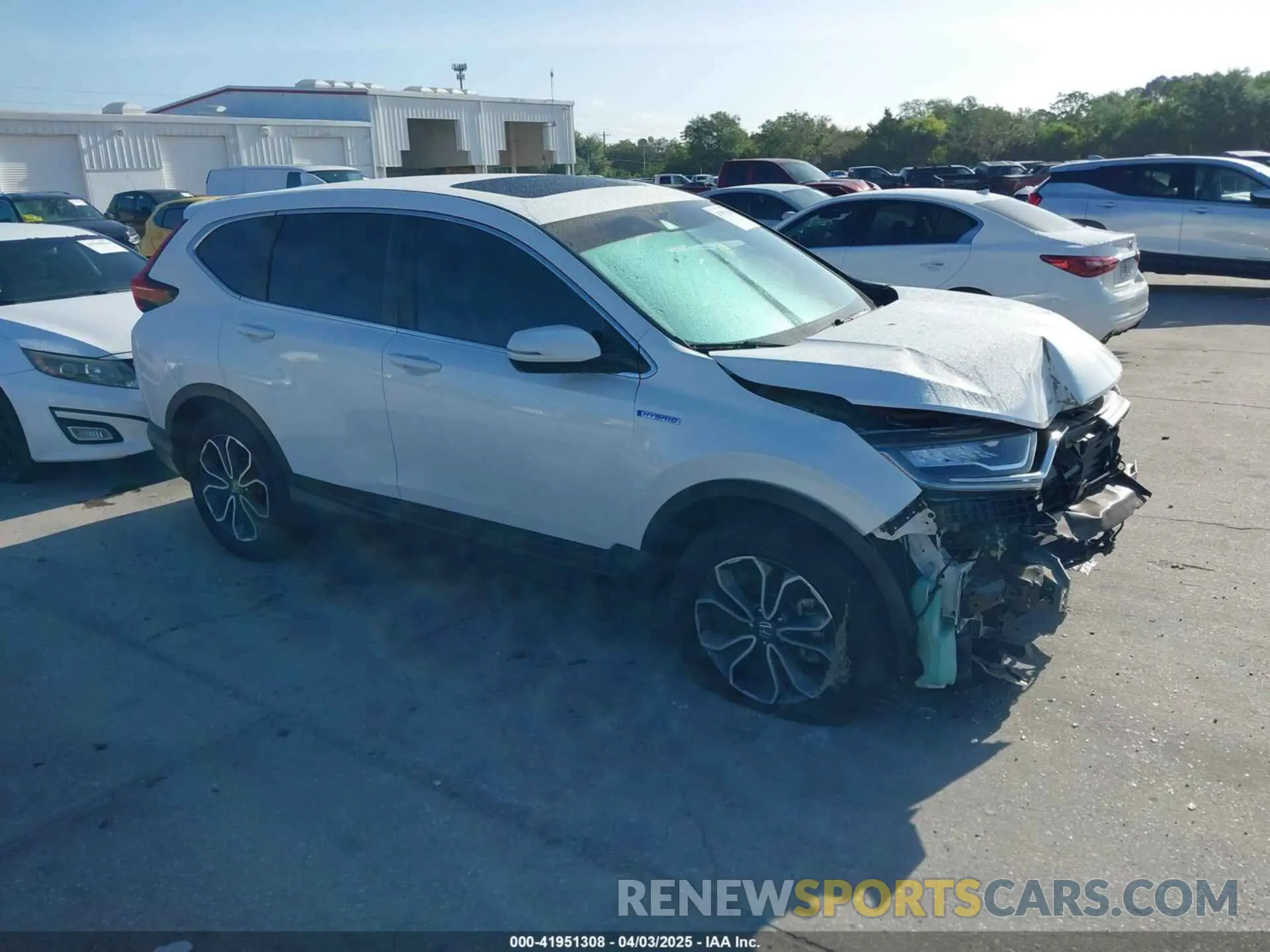 1 Photograph of a damaged car 7FART6H53LE005902 HONDA CR-V 2020