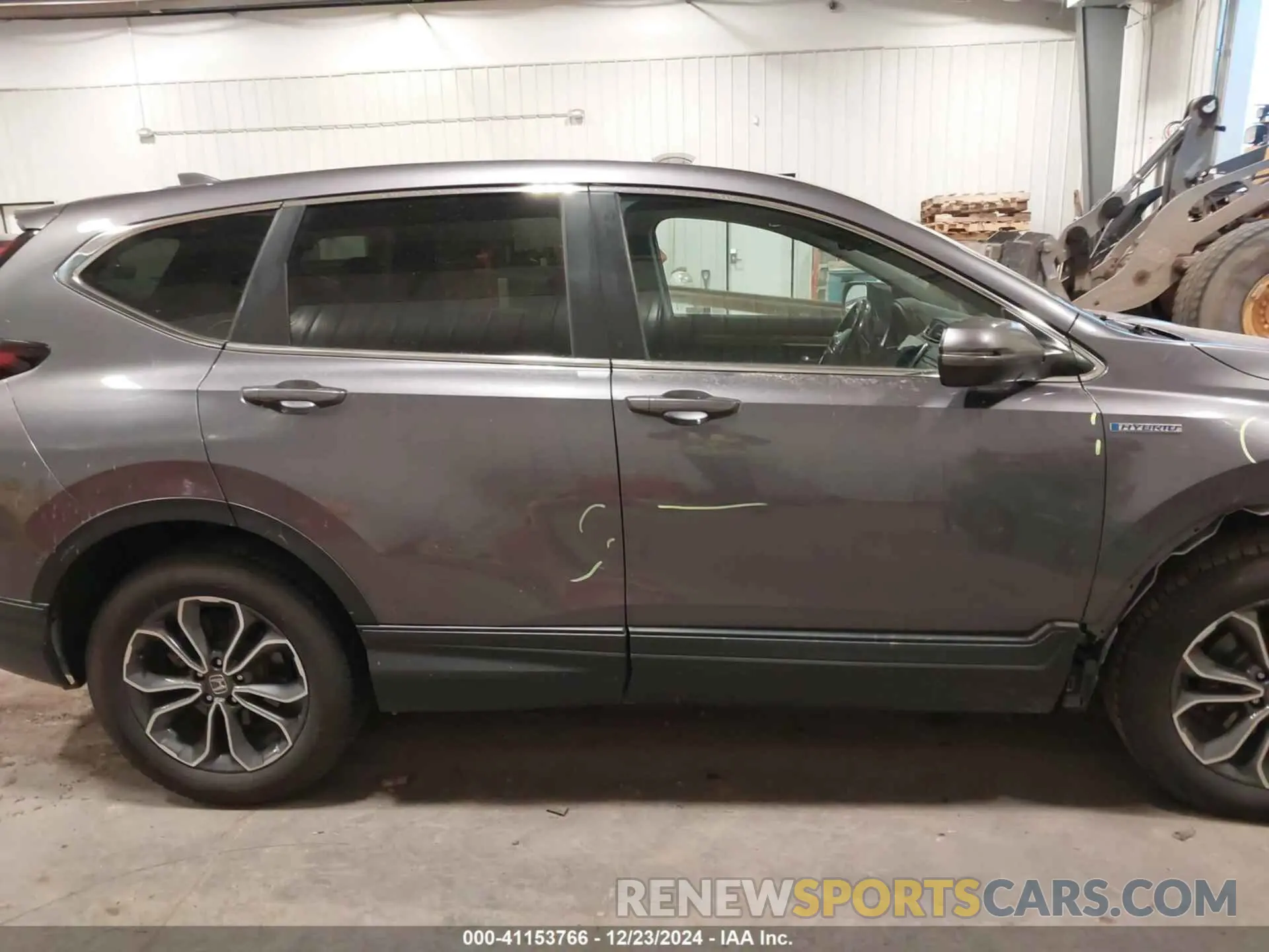 13 Photograph of a damaged car 7FART6H80LE010260 HONDA CR-V 2020