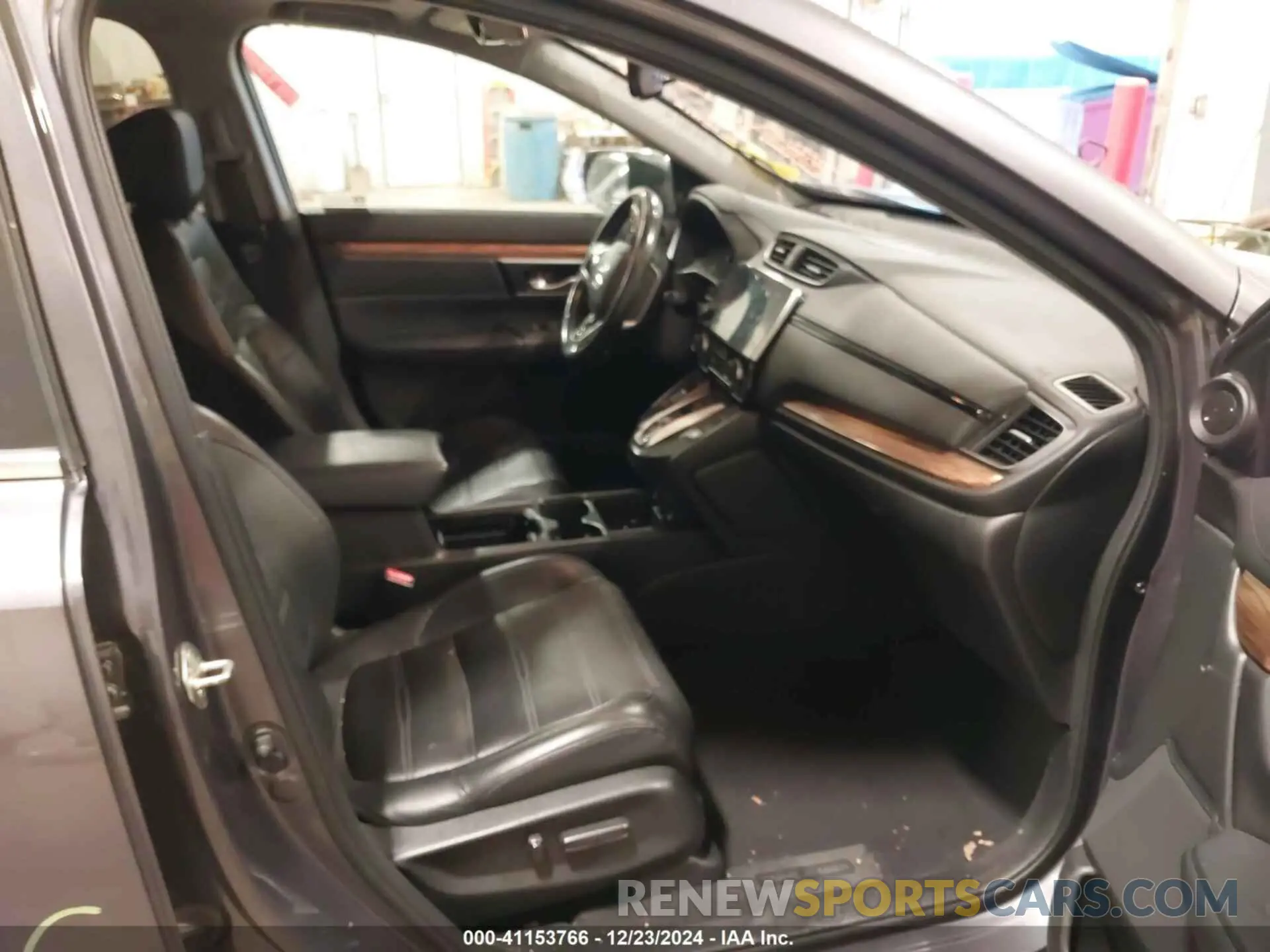 5 Photograph of a damaged car 7FART6H80LE010260 HONDA CR-V 2020