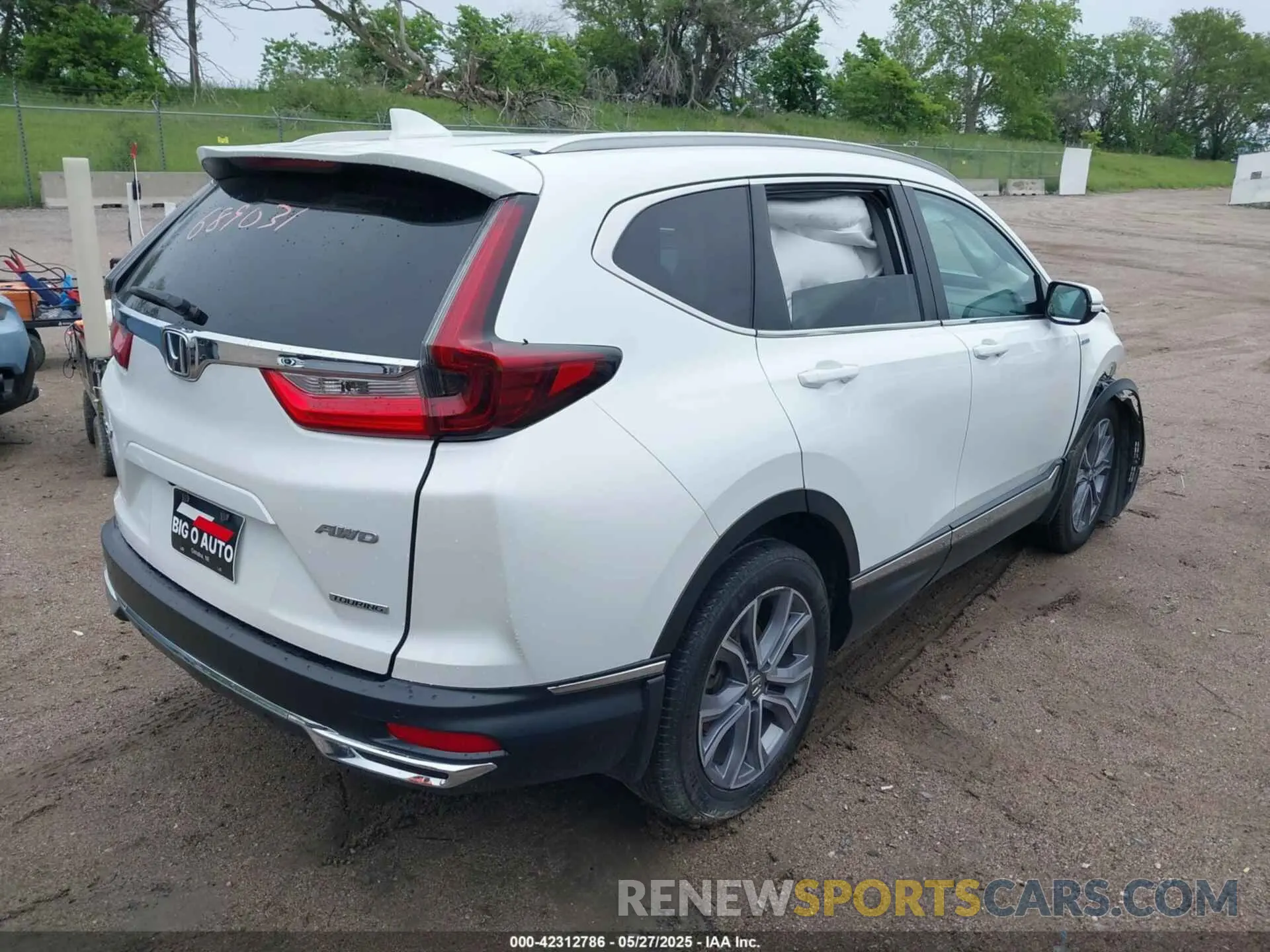 4 Photograph of a damaged car 7FART6H90LE026502 HONDA CR-V 2020