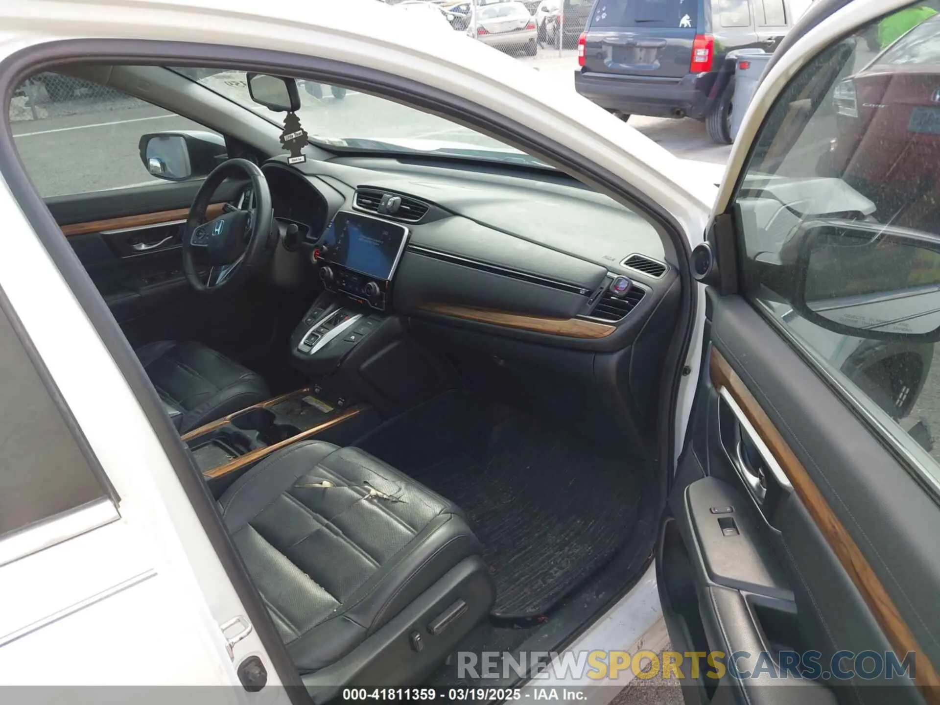5 Photograph of a damaged car 7FART6H95LE017553 HONDA CR-V 2020