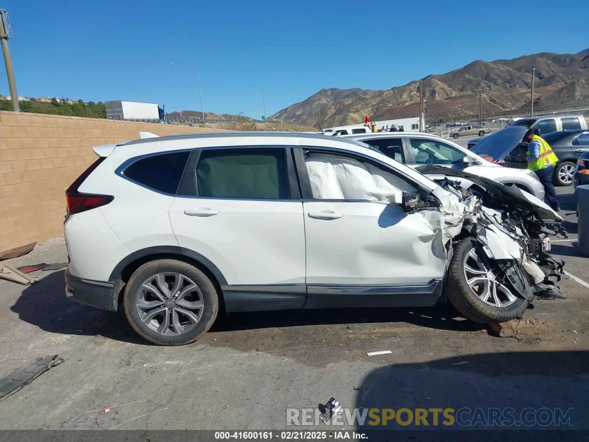 12 Photograph of a damaged car 7FART6H98LE000231 HONDA CR-V 2020