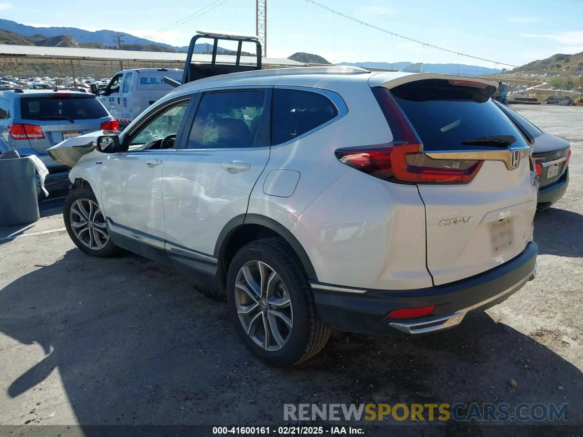3 Photograph of a damaged car 7FART6H98LE000231 HONDA CR-V 2020