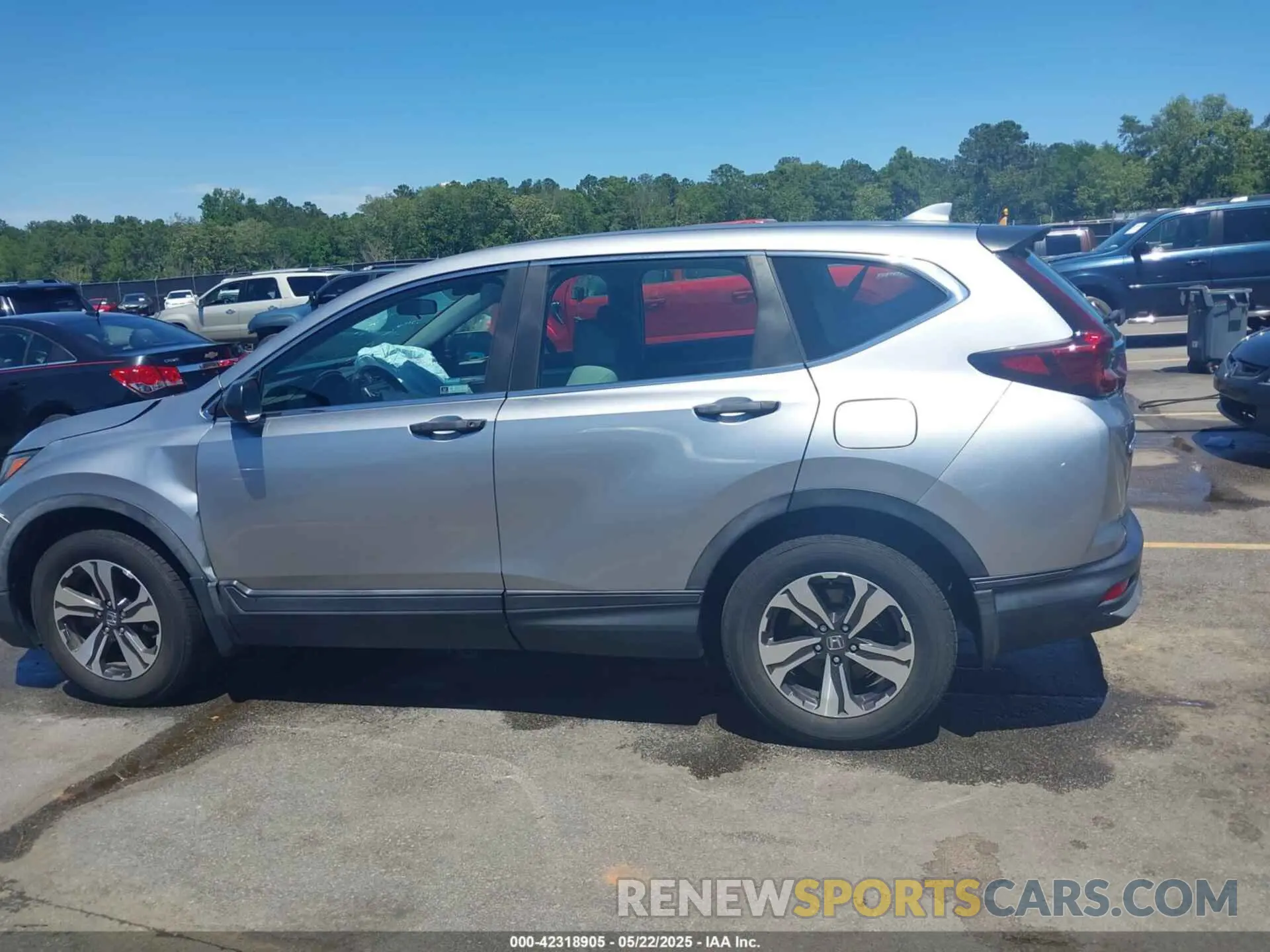 14 Photograph of a damaged car 7FARW1H26LE002413 HONDA CR-V 2020
