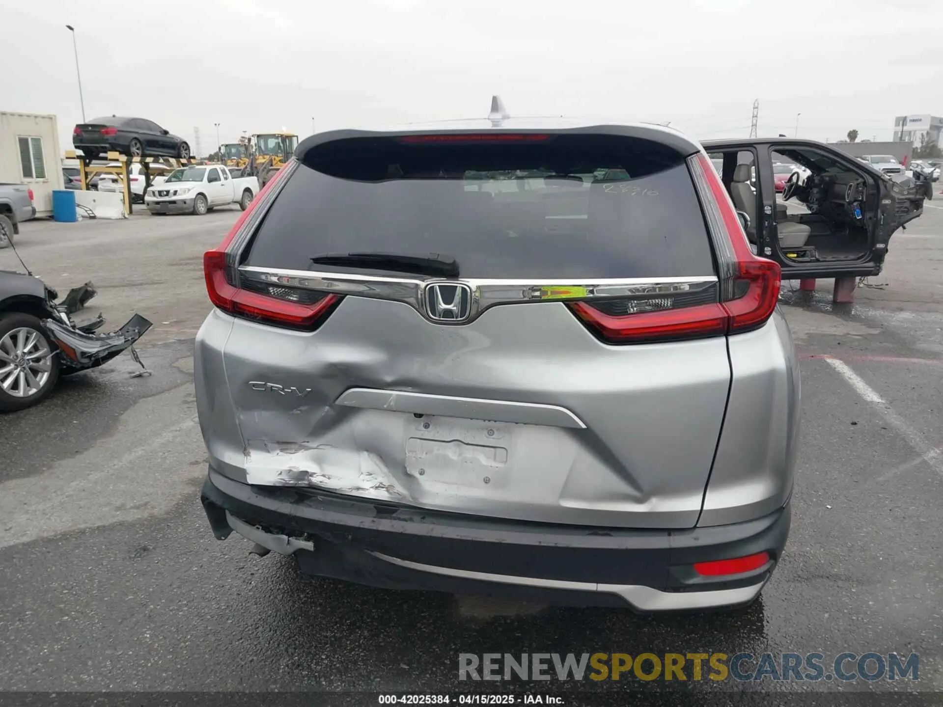 16 Photograph of a damaged car 7FARW1H52LE020448 HONDA CR-V 2020