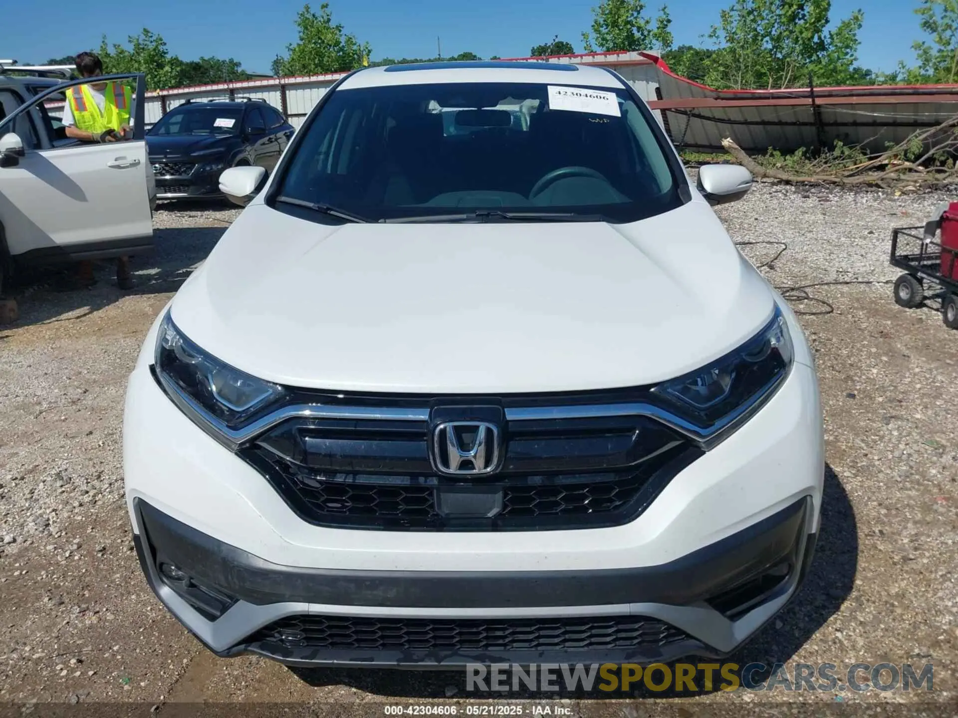 12 Photograph of a damaged car 7FARW1H53LE019812 HONDA CR-V 2020