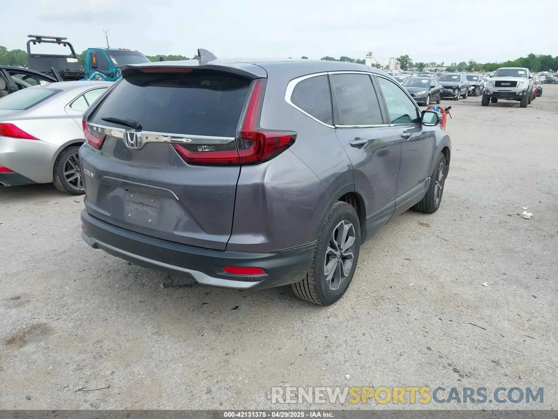 4 Photograph of a damaged car 7FARW1H54LE015008 HONDA CR-V 2020
