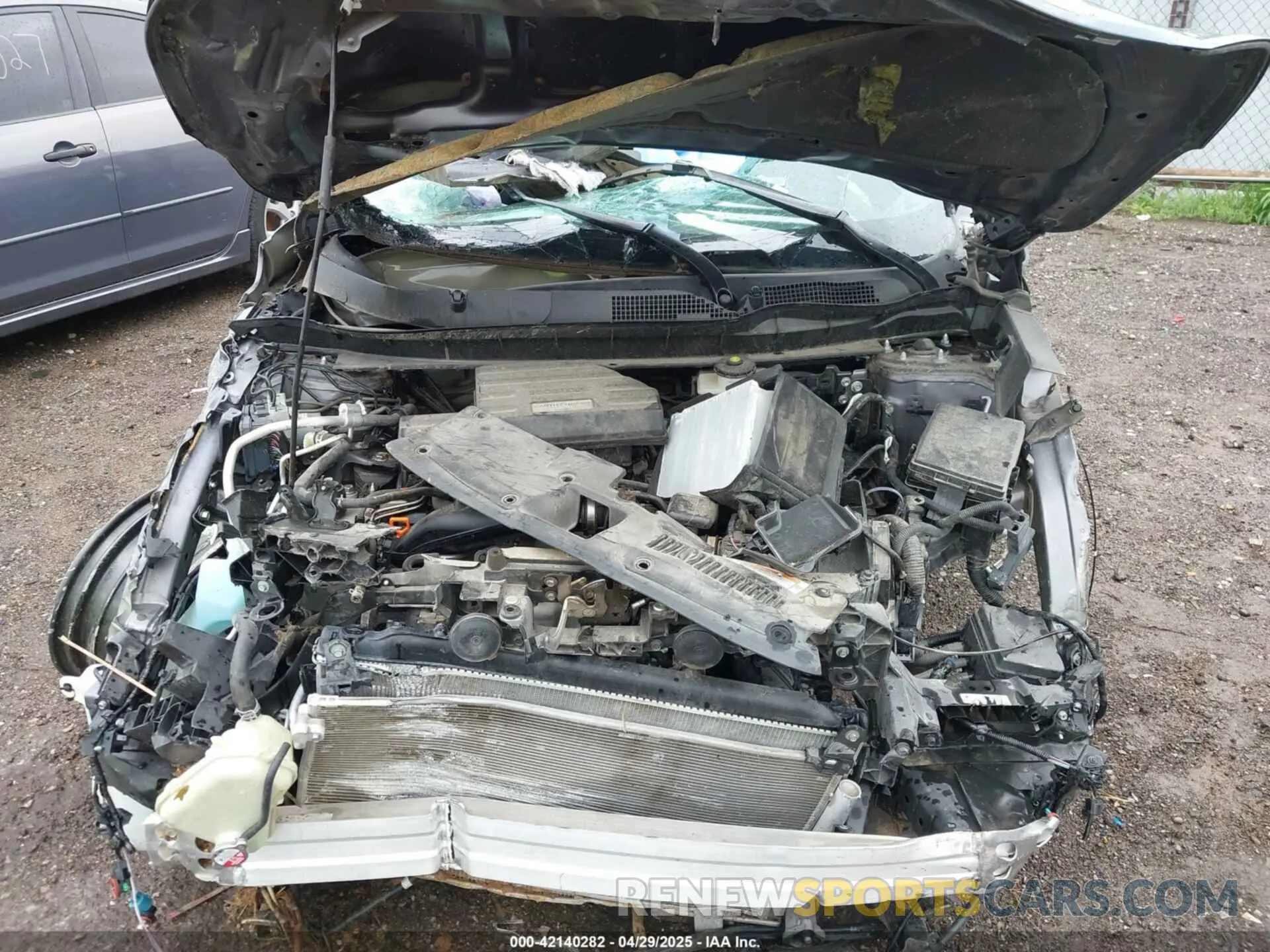 10 Photograph of a damaged car 7FARW1H55LE021819 HONDA CR-V 2020