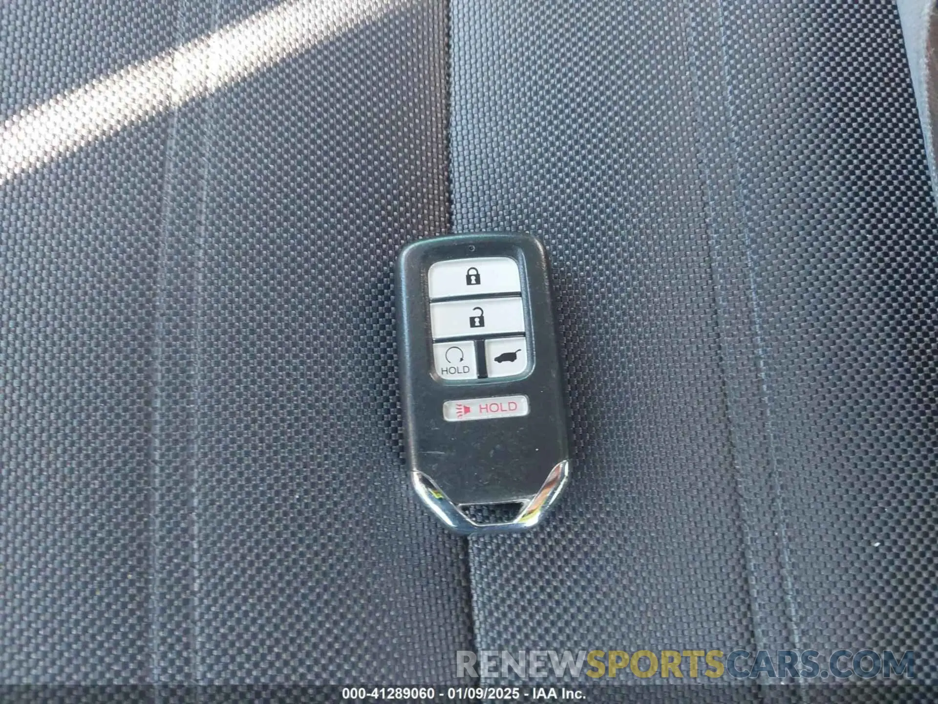 11 Photograph of a damaged car 7FARW1H57LE001412 HONDA CR-V 2020