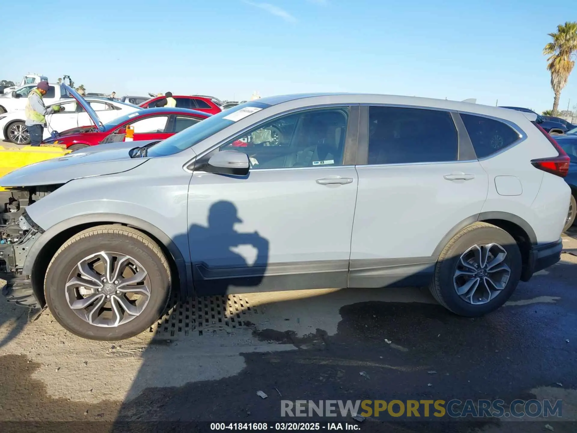 15 Photograph of a damaged car 7FARW1H58LE003895 HONDA CR-V 2020