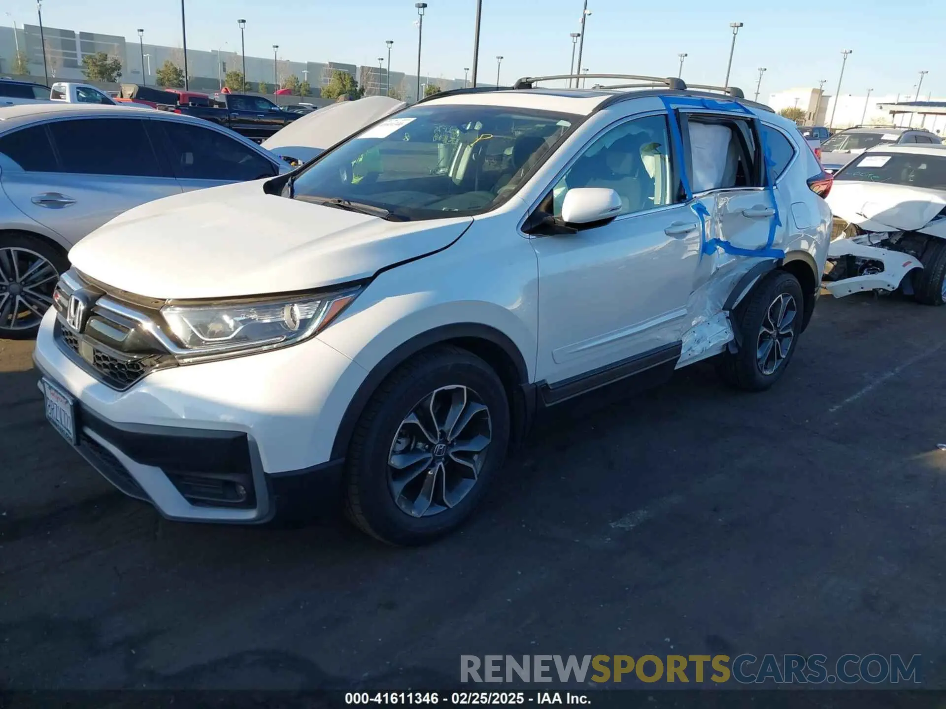 2 Photograph of a damaged car 7FARW1H58LE014959 HONDA CR-V 2020
