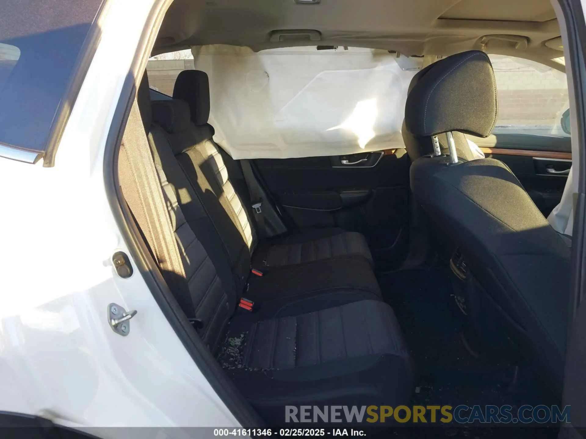 8 Photograph of a damaged car 7FARW1H58LE014959 HONDA CR-V 2020