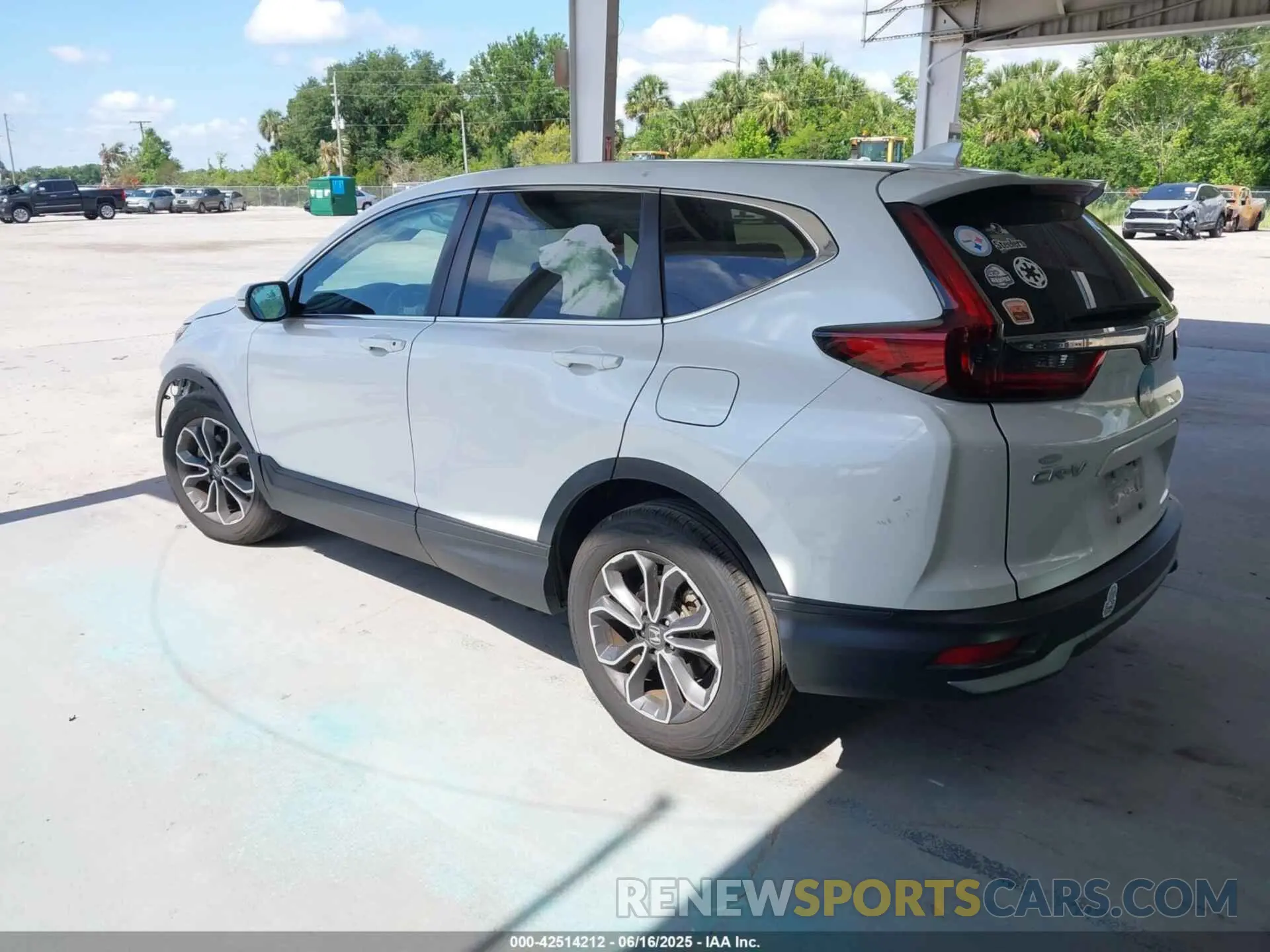 3 Photograph of a damaged car 7FARW1H5XLE004465 HONDA CR-V 2020