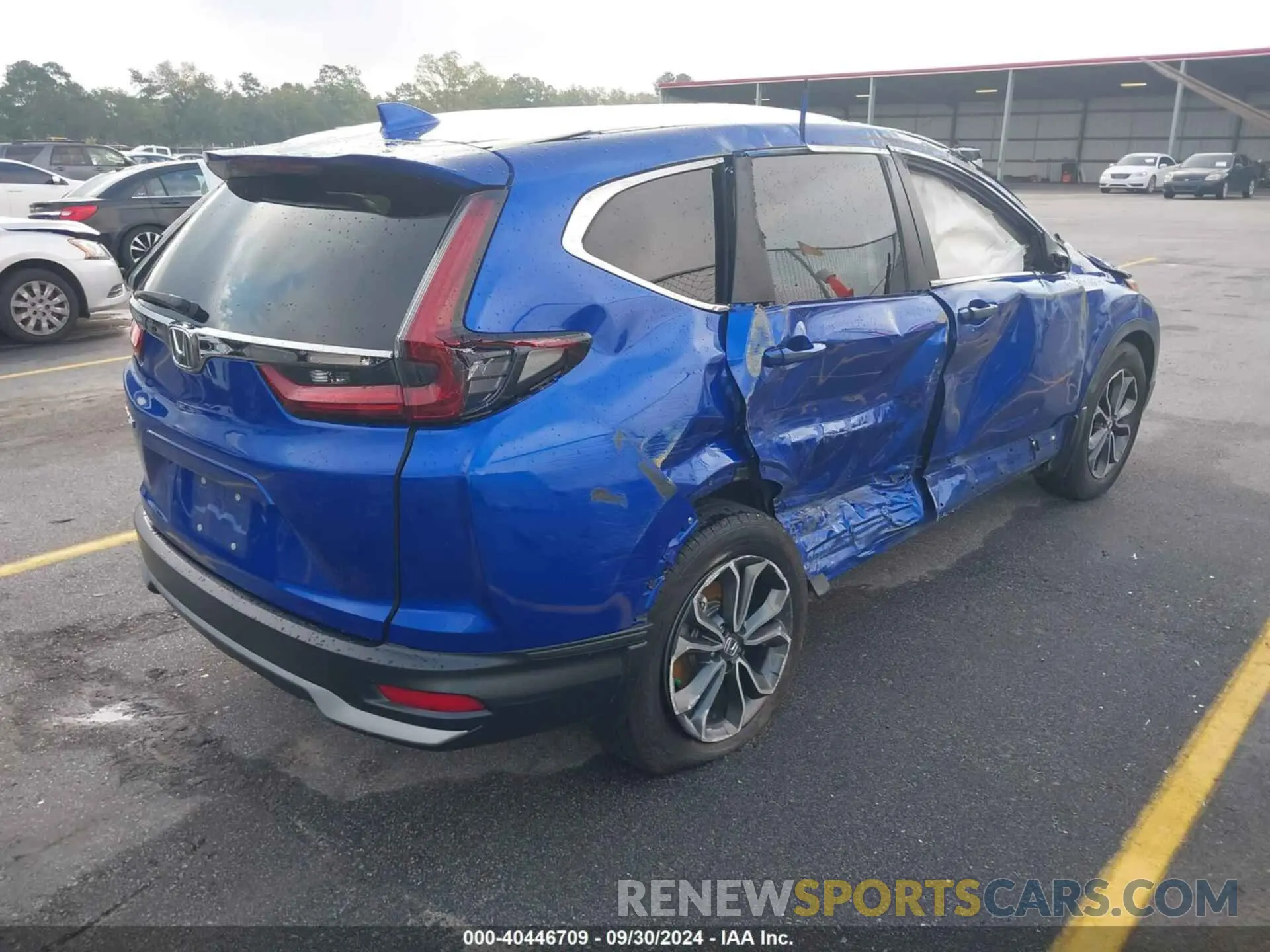 4 Photograph of a damaged car 7FARW1H80LE013895 HONDA CR-V 2020