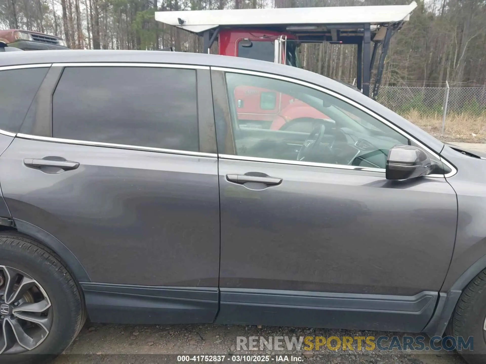 14 Photograph of a damaged car 7FARW1H82LE016524 HONDA CR-V 2020