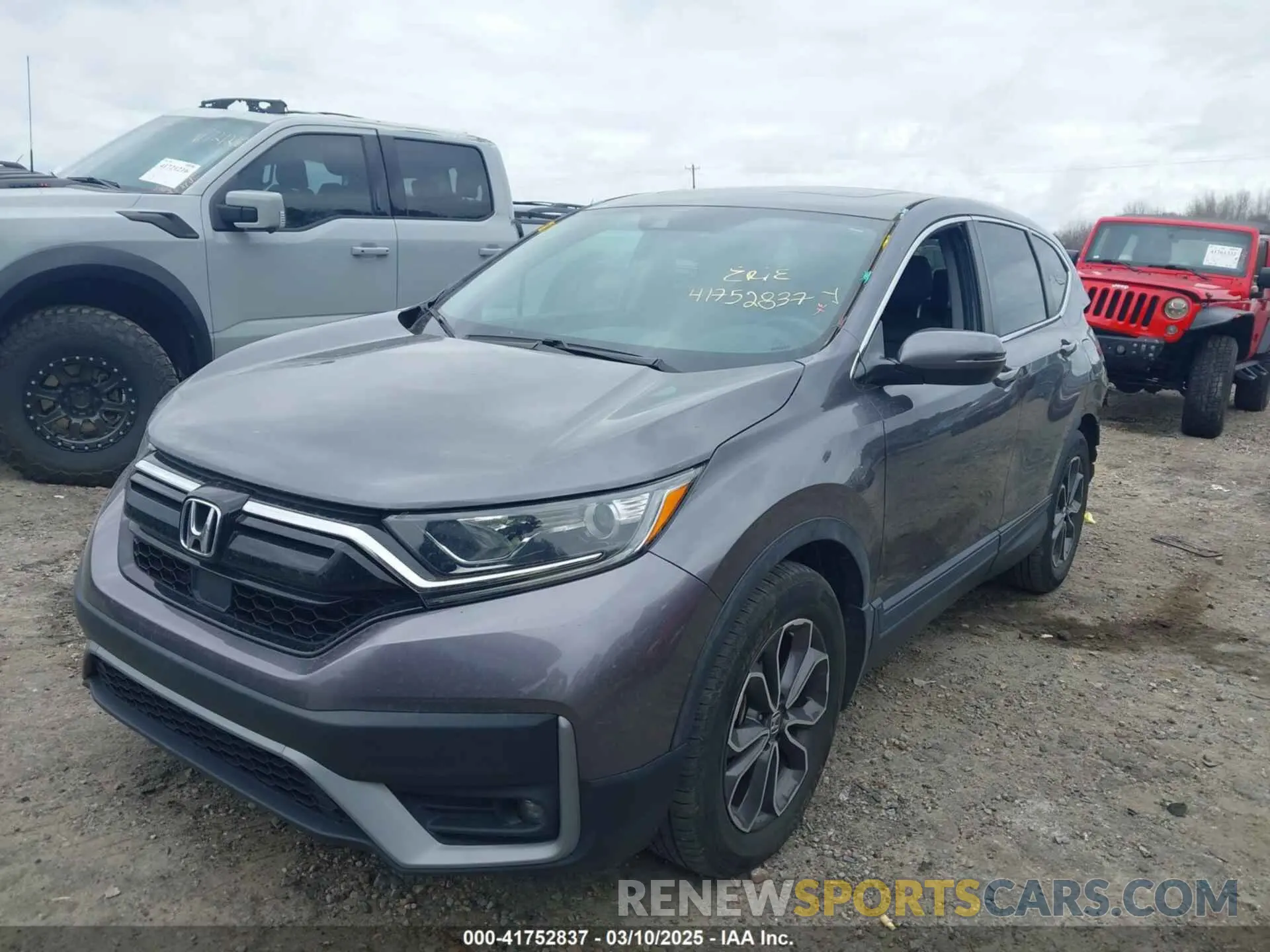 2 Photograph of a damaged car 7FARW1H82LE016524 HONDA CR-V 2020