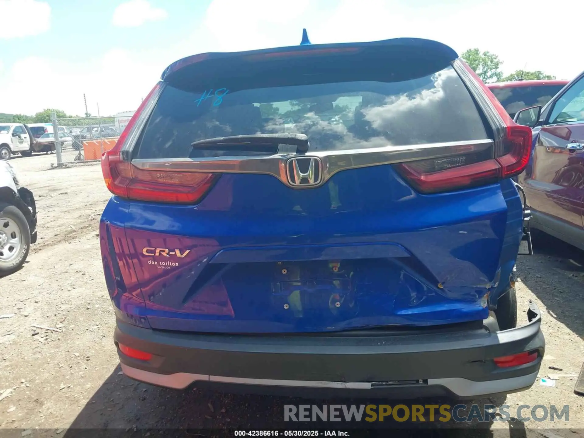16 Photograph of a damaged car 7FARW1H84LE006433 HONDA CR-V 2020