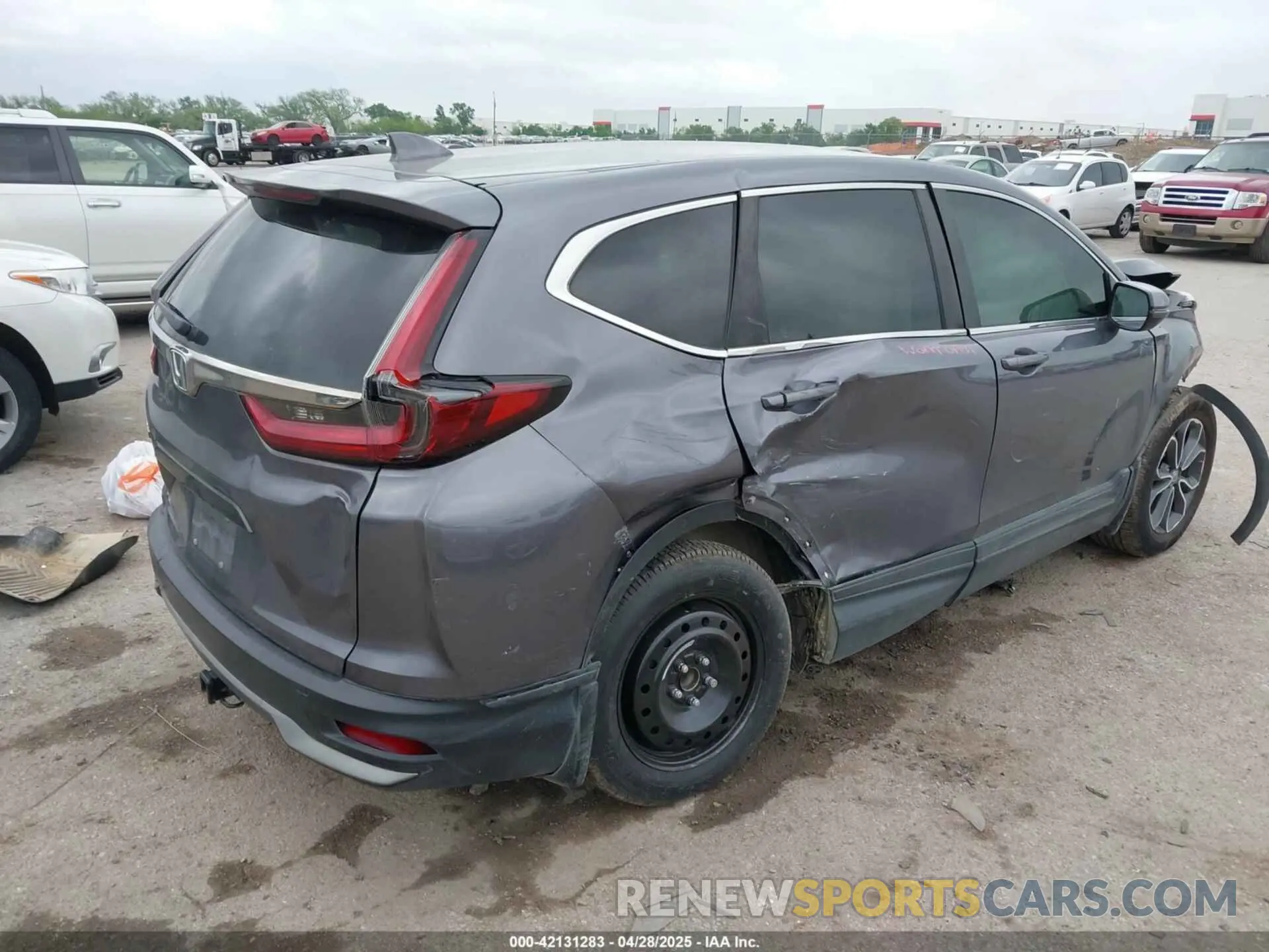 4 Photograph of a damaged car 7FARW1H87LE008872 HONDA CR-V 2020