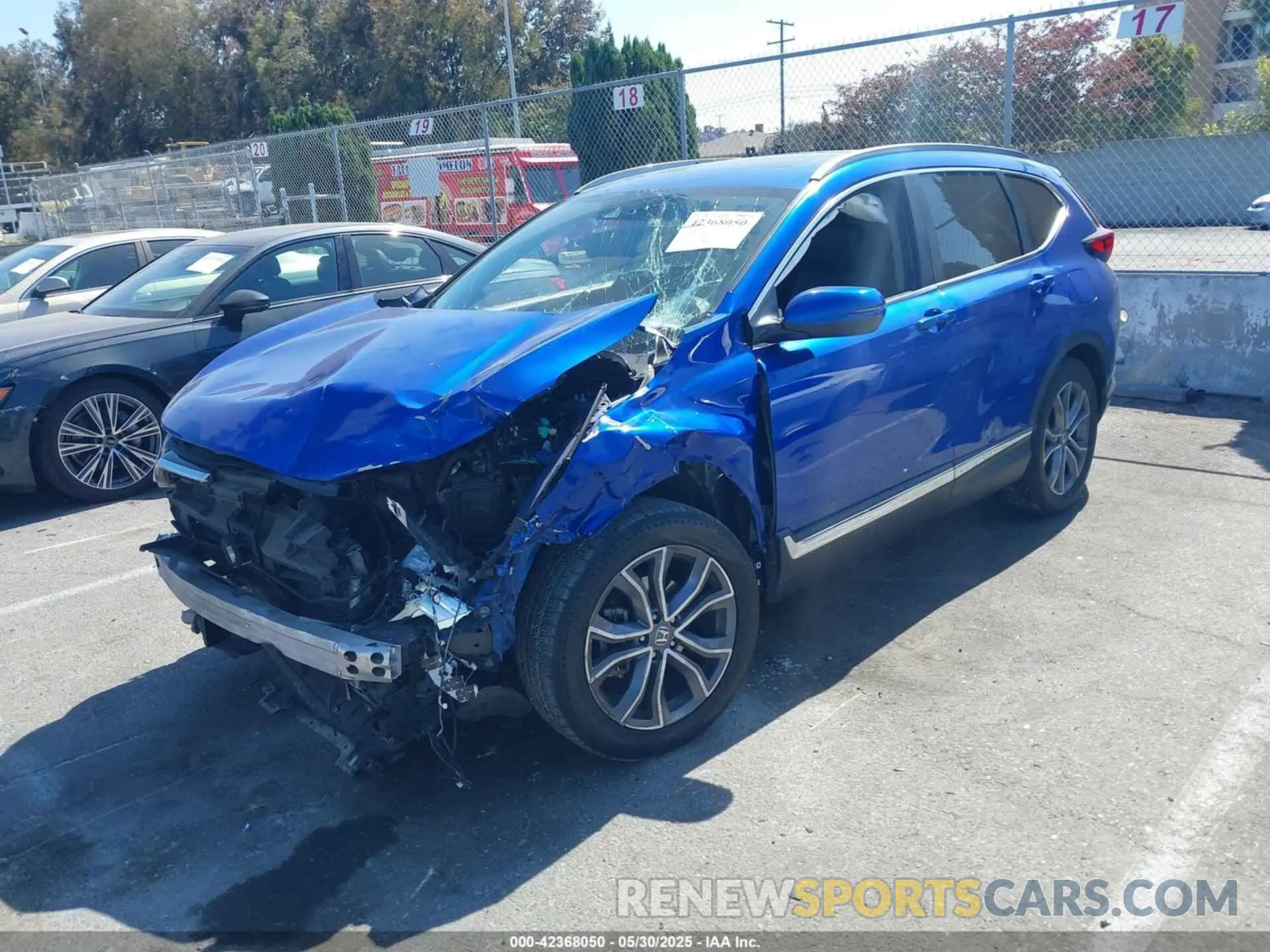 2 Photograph of a damaged car 7FARW1H97LE011473 HONDA CR-V 2020