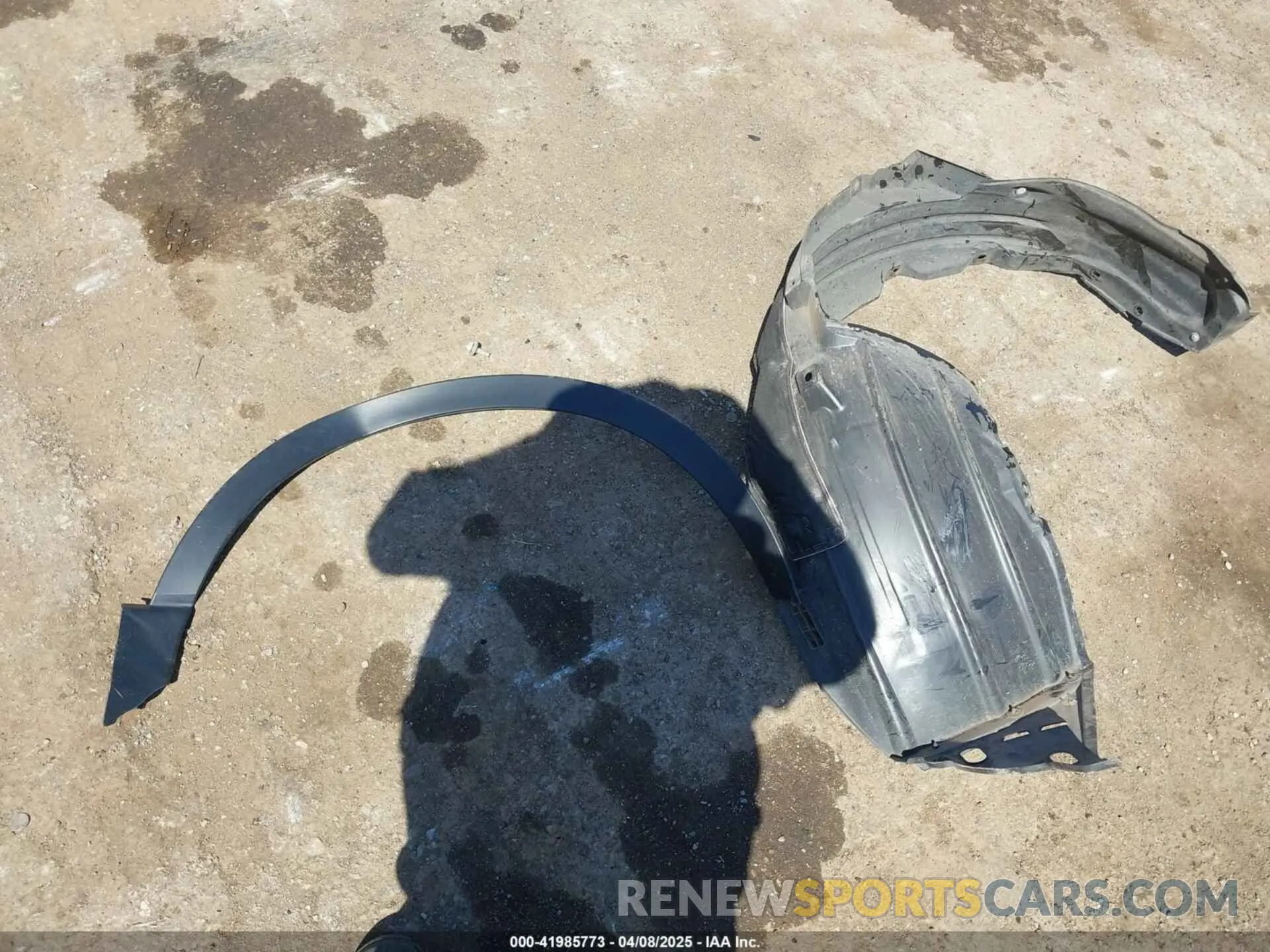 12 Photograph of a damaged car 7FARW2H26LE007147 HONDA CR-V 2020
