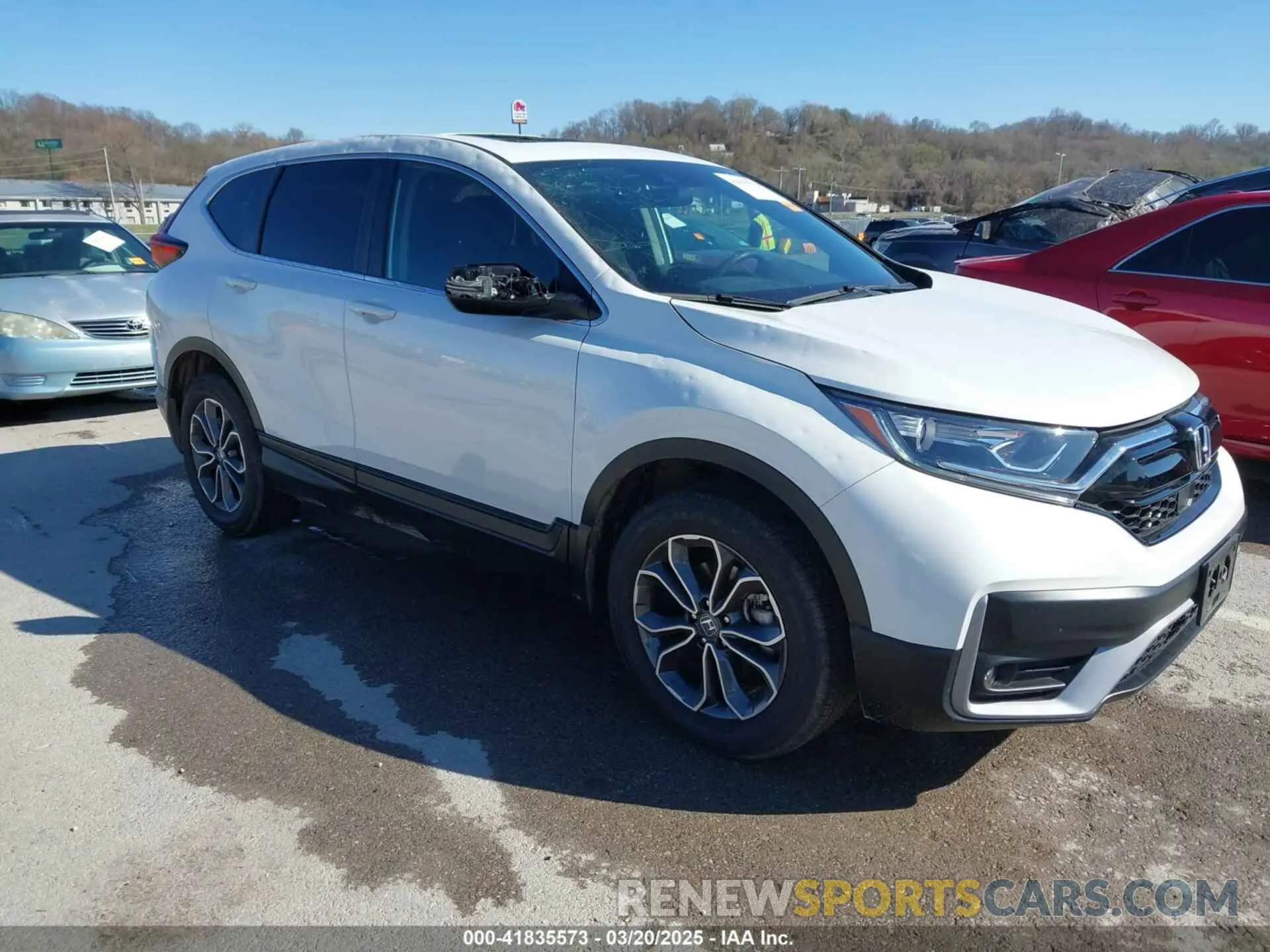 1 Photograph of a damaged car 7FARW2H57LE022475 HONDA CR-V 2020