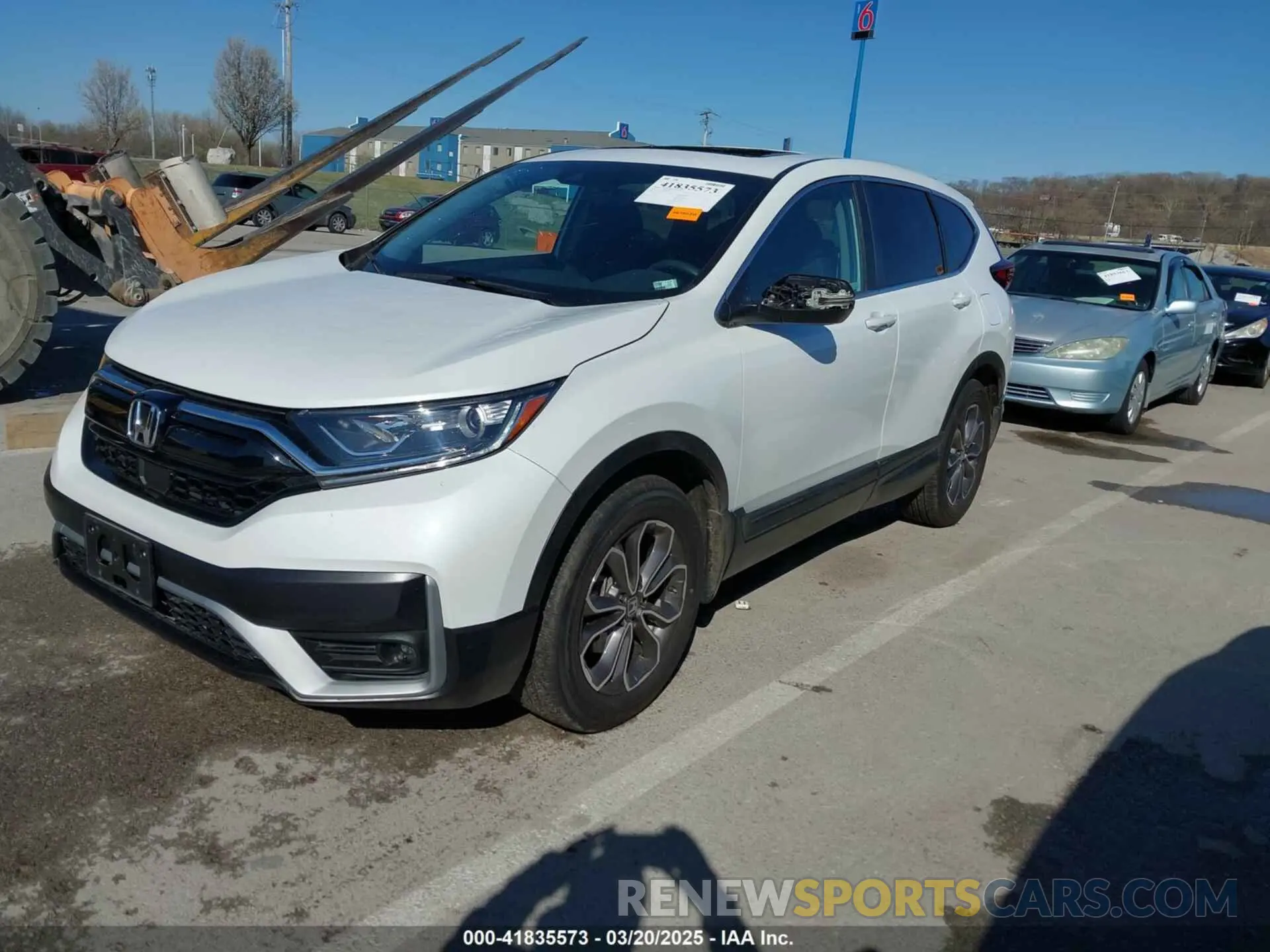 2 Photograph of a damaged car 7FARW2H57LE022475 HONDA CR-V 2020