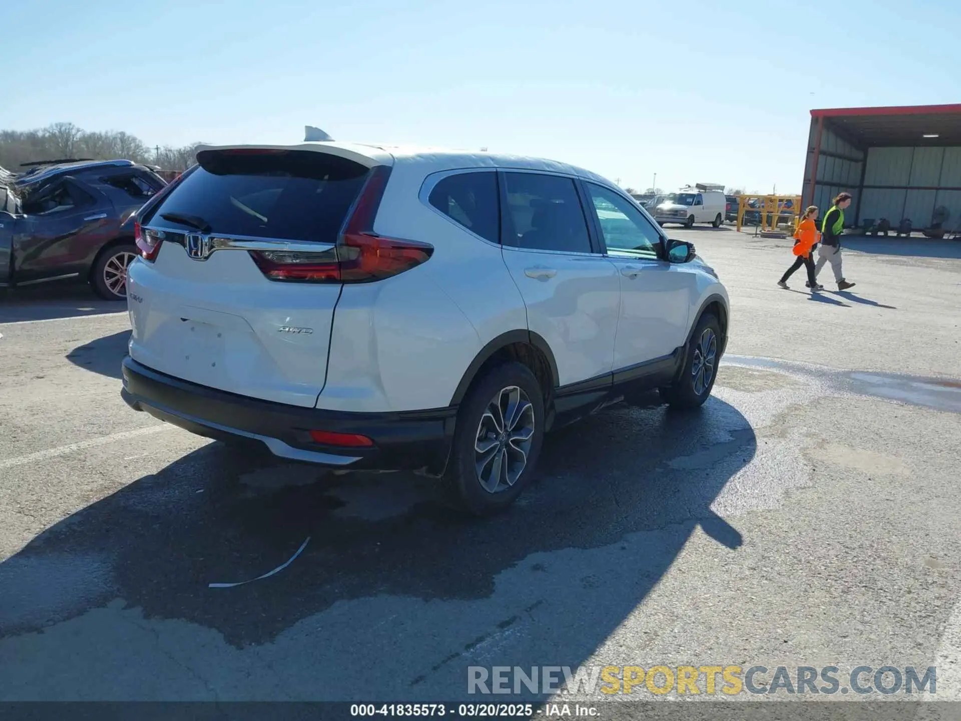 4 Photograph of a damaged car 7FARW2H57LE022475 HONDA CR-V 2020
