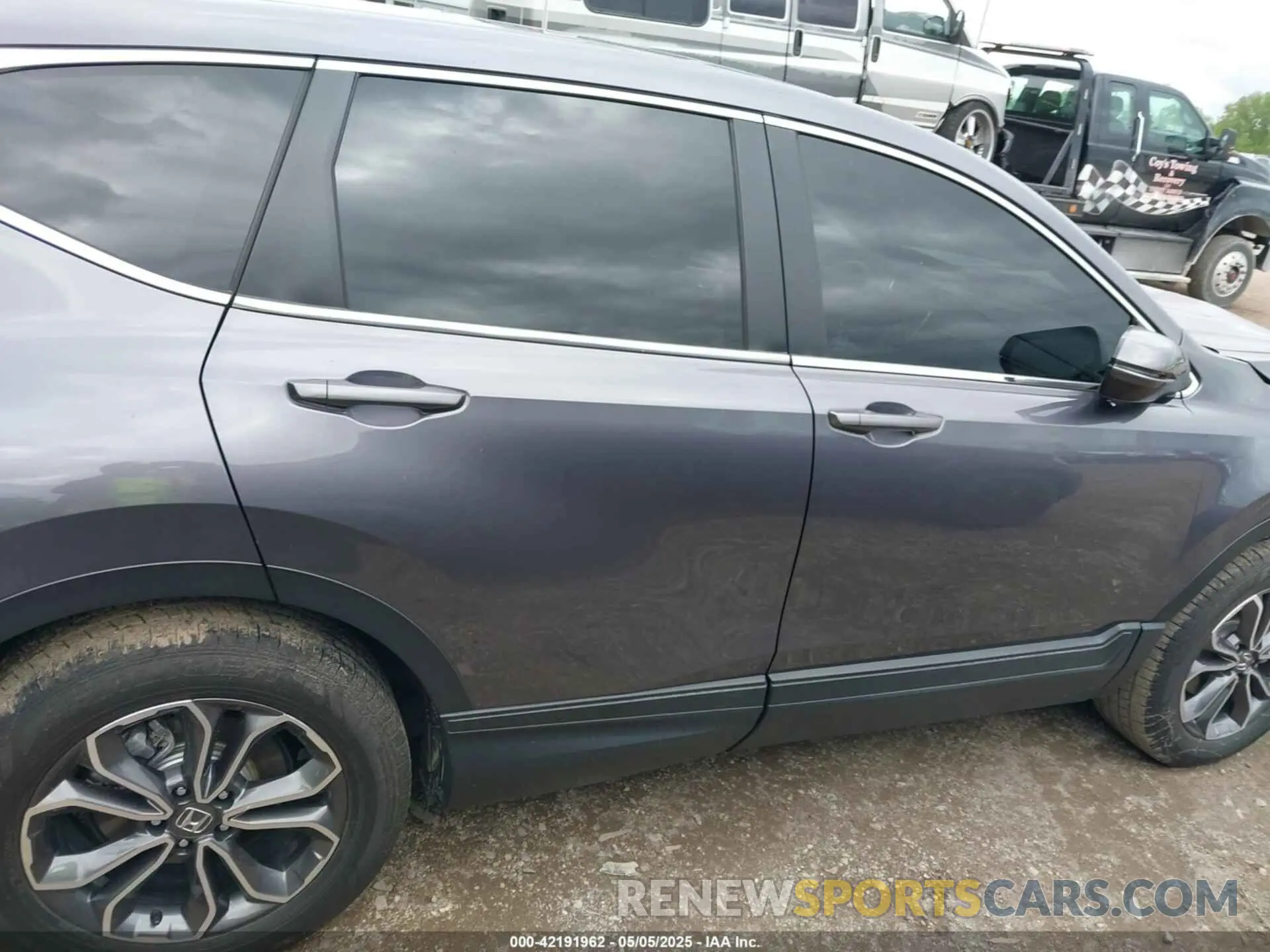 13 Photograph of a damaged car 7FARW2H59LE016774 HONDA CR-V 2020