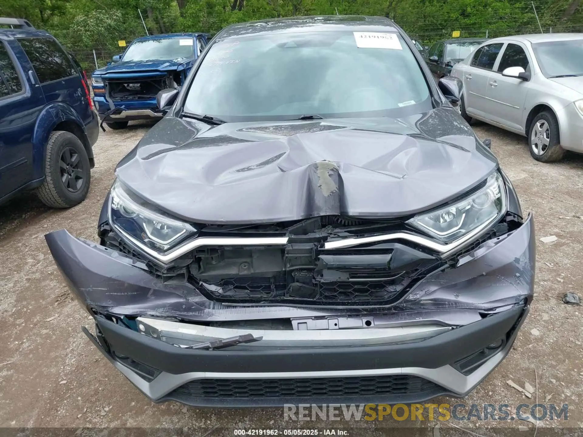 17 Photograph of a damaged car 7FARW2H59LE016774 HONDA CR-V 2020