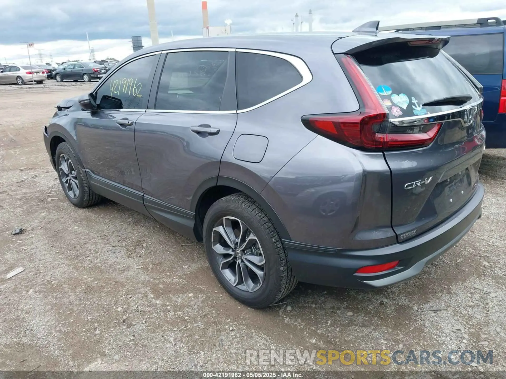 3 Photograph of a damaged car 7FARW2H59LE016774 HONDA CR-V 2020