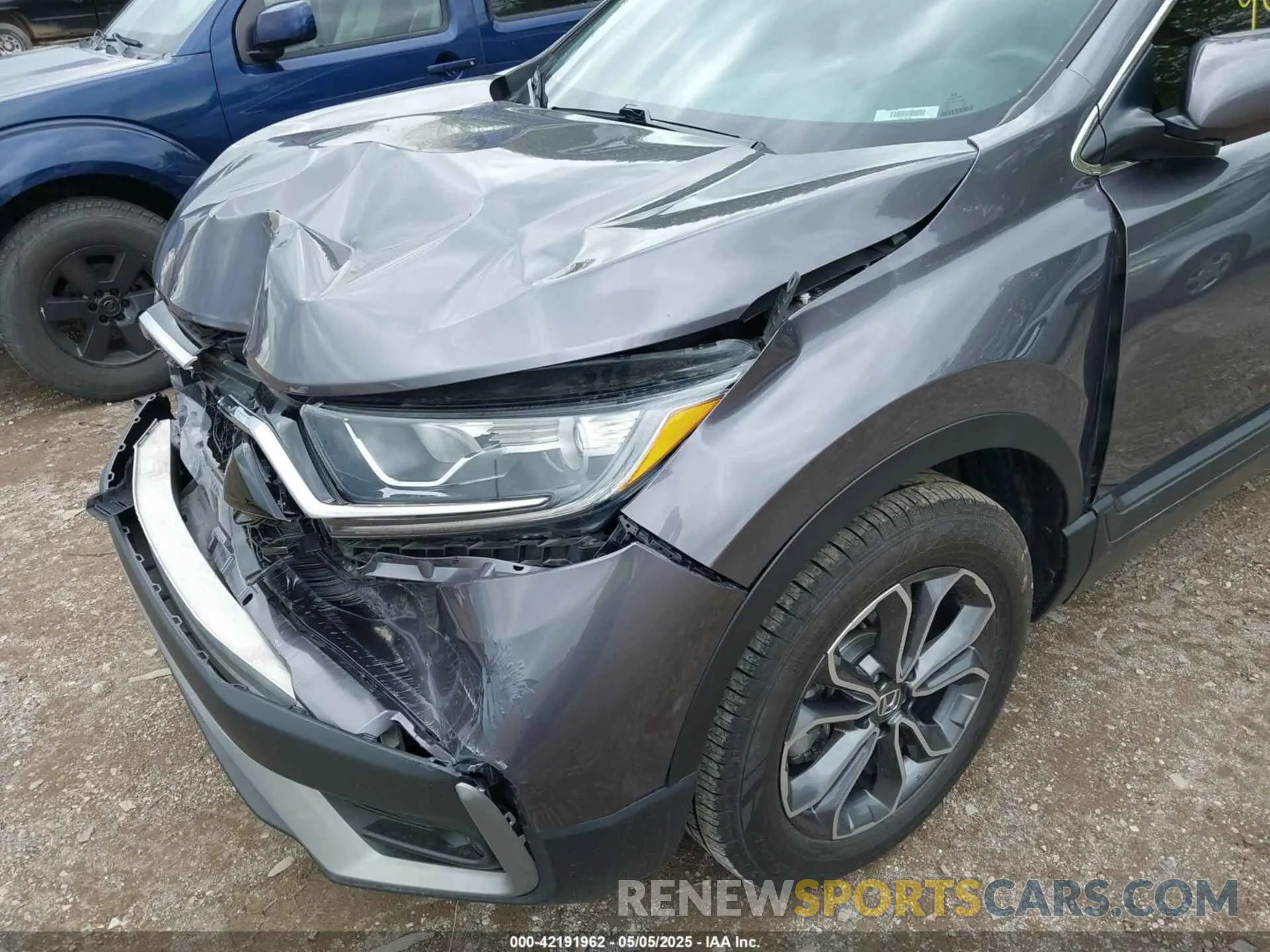6 Photograph of a damaged car 7FARW2H59LE016774 HONDA CR-V 2020