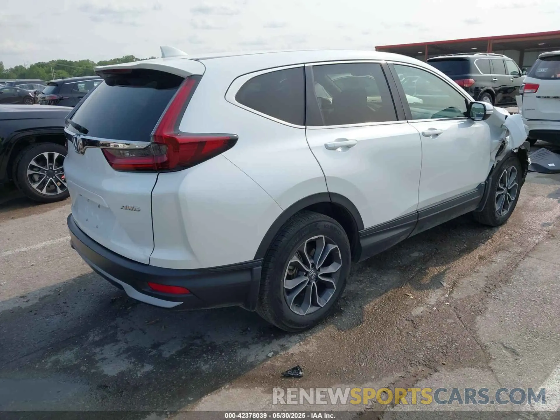 4 Photograph of a damaged car 7FARW2H59LE022784 HONDA CR-V 2020