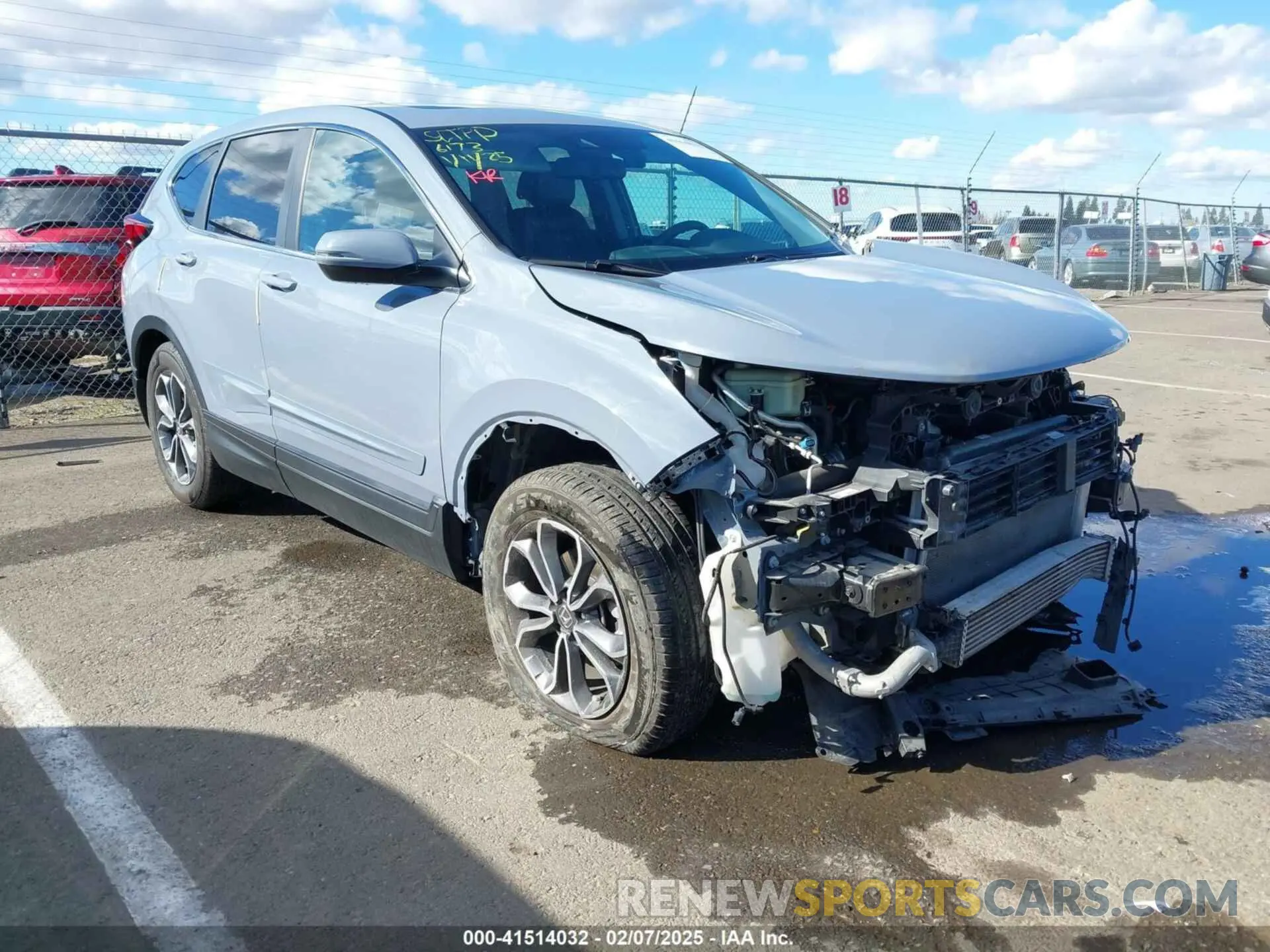 1 Photograph of a damaged car 7FARW2H80LE015216 HONDA CR-V 2020