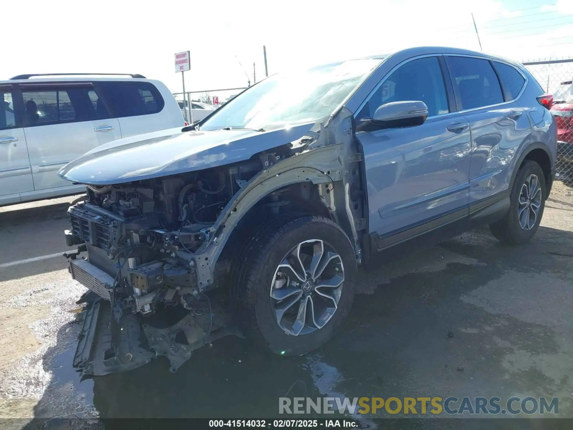2 Photograph of a damaged car 7FARW2H80LE015216 HONDA CR-V 2020