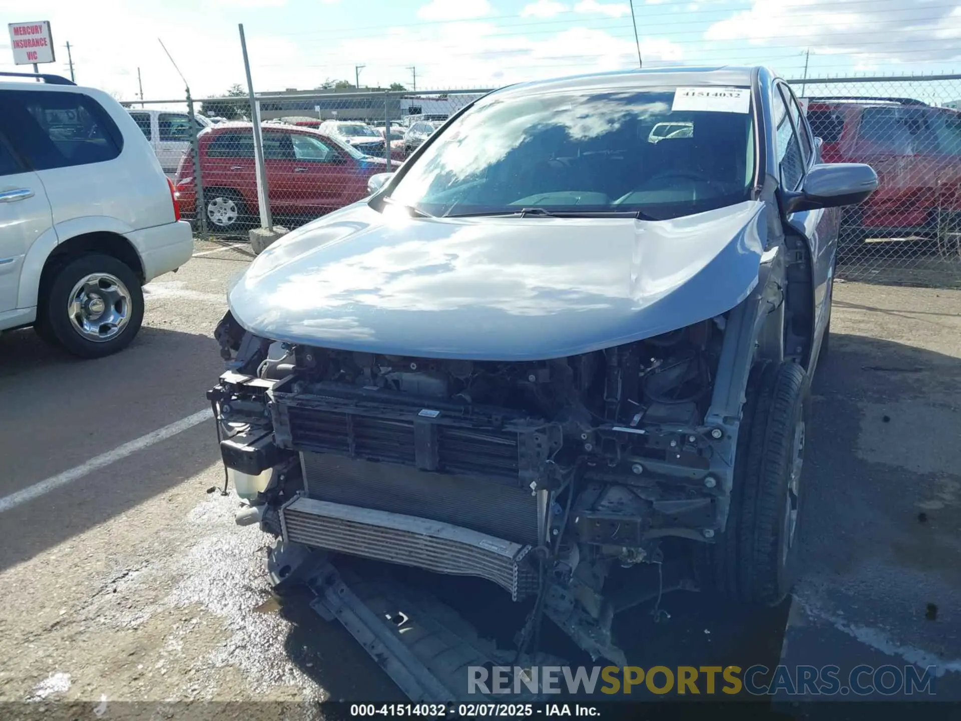 6 Photograph of a damaged car 7FARW2H80LE015216 HONDA CR-V 2020