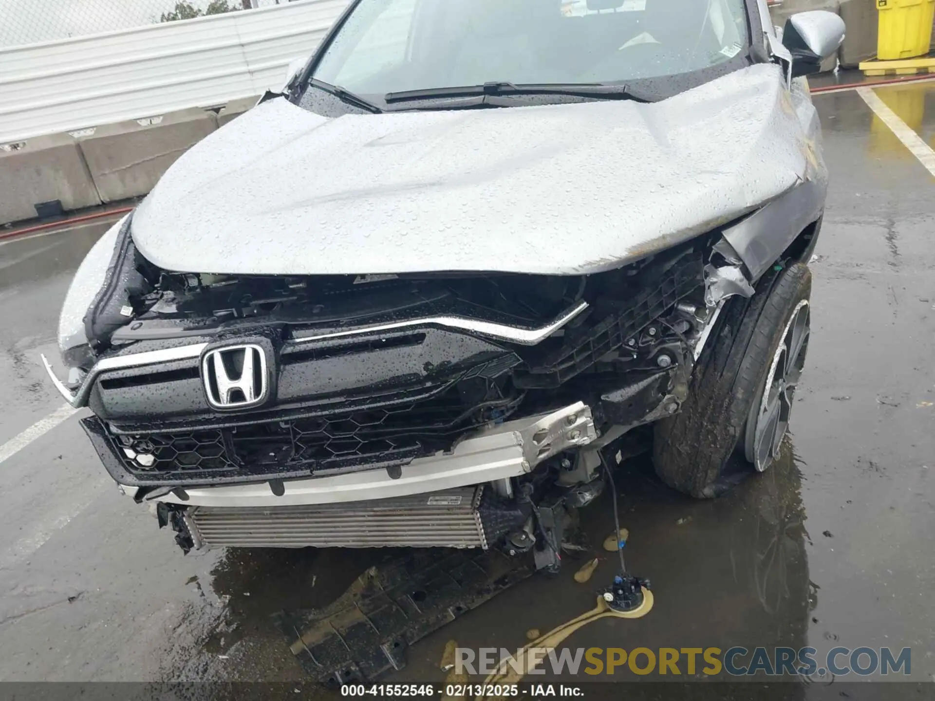 13 Photograph of a damaged car 7FARW2H88LE011964 HONDA CR-V 2020