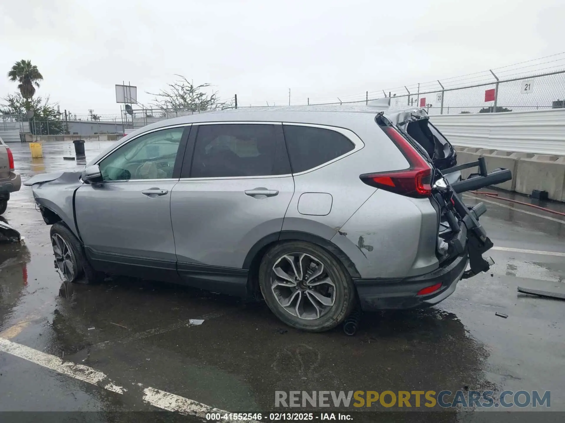 15 Photograph of a damaged car 7FARW2H88LE011964 HONDA CR-V 2020