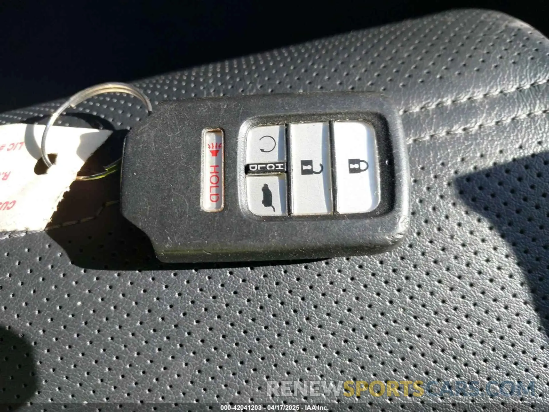 11 Photograph of a damaged car 7FARW2H88LE017151 HONDA CR-V 2020