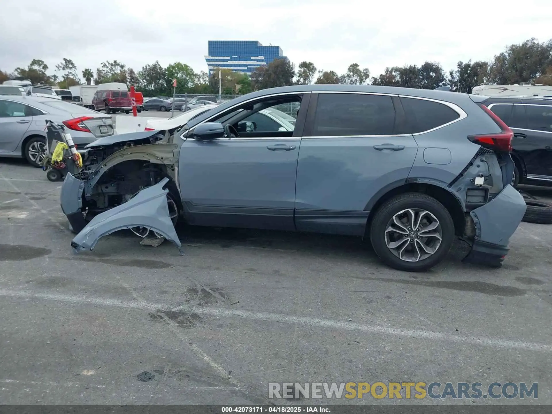 15 Photograph of a damaged car 2HKRW1H51MH411685 HONDA CR-V 2021