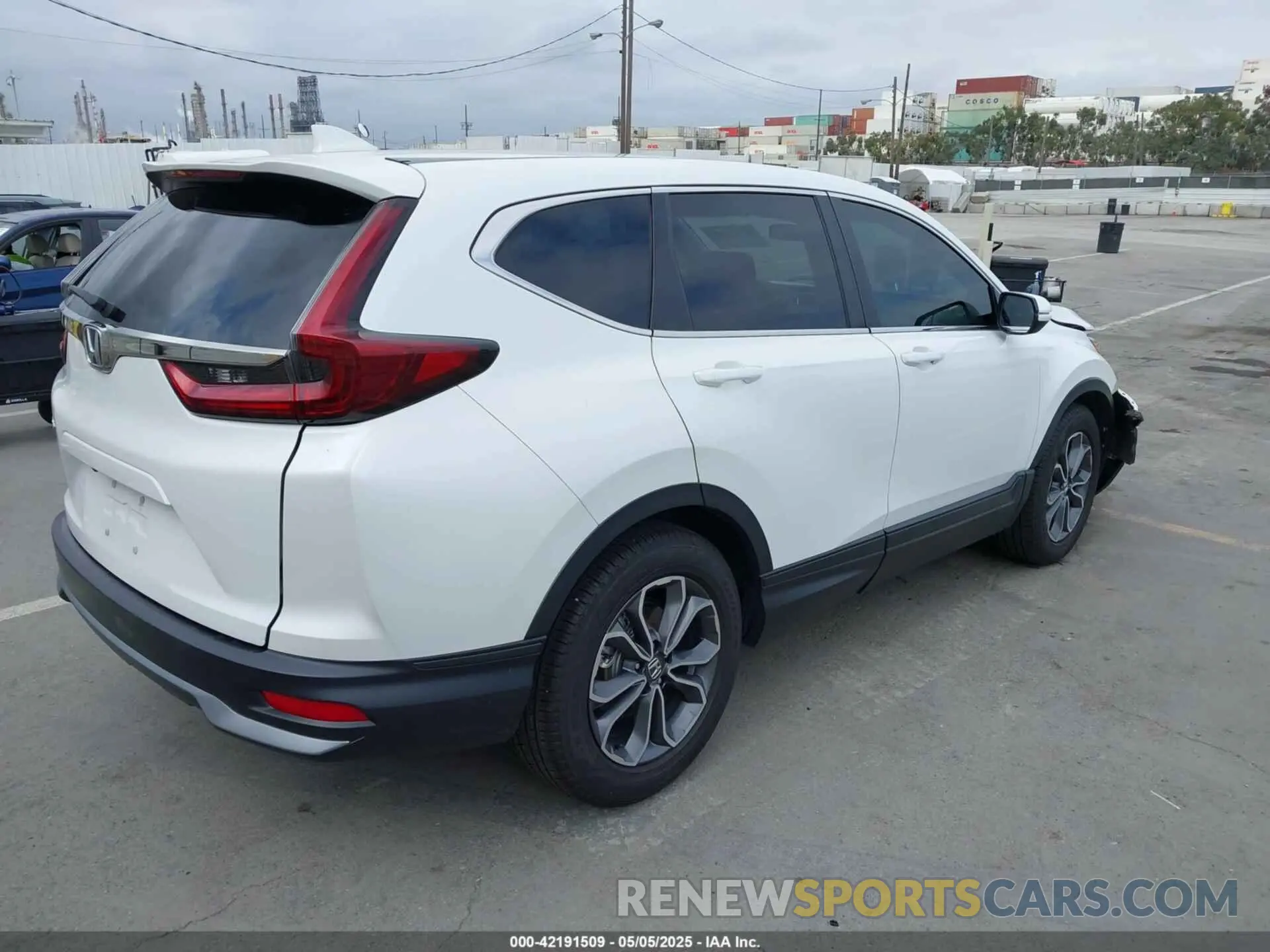 4 Photograph of a damaged car 2HKRW1H51MH423142 HONDA CR-V 2021