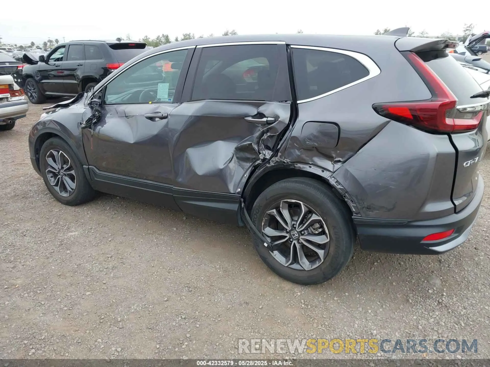6 Photograph of a damaged car 2HKRW1H52MH402333 HONDA CR-V 2021