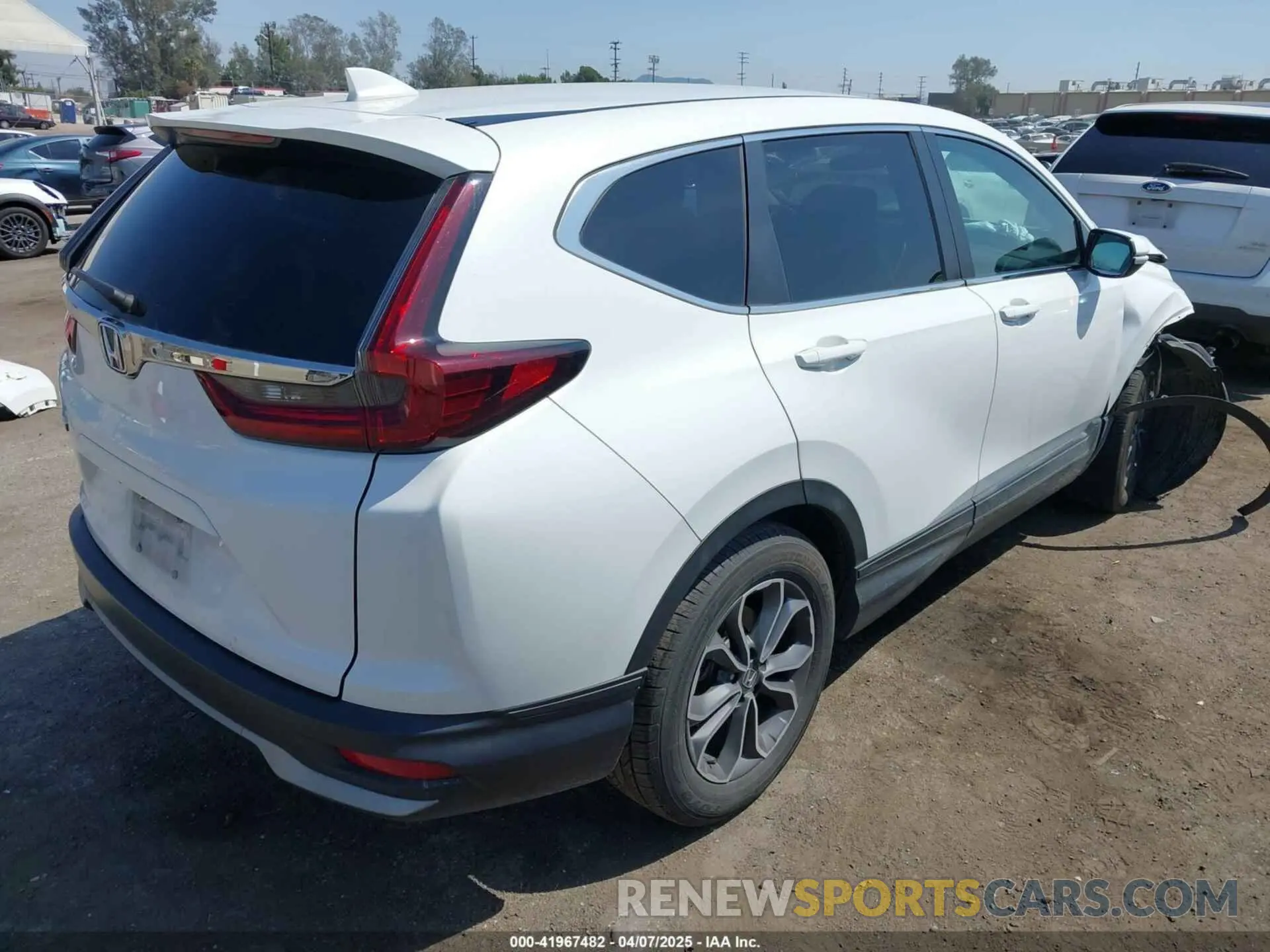 4 Photograph of a damaged car 2HKRW1H52MH405233 HONDA CR-V 2021