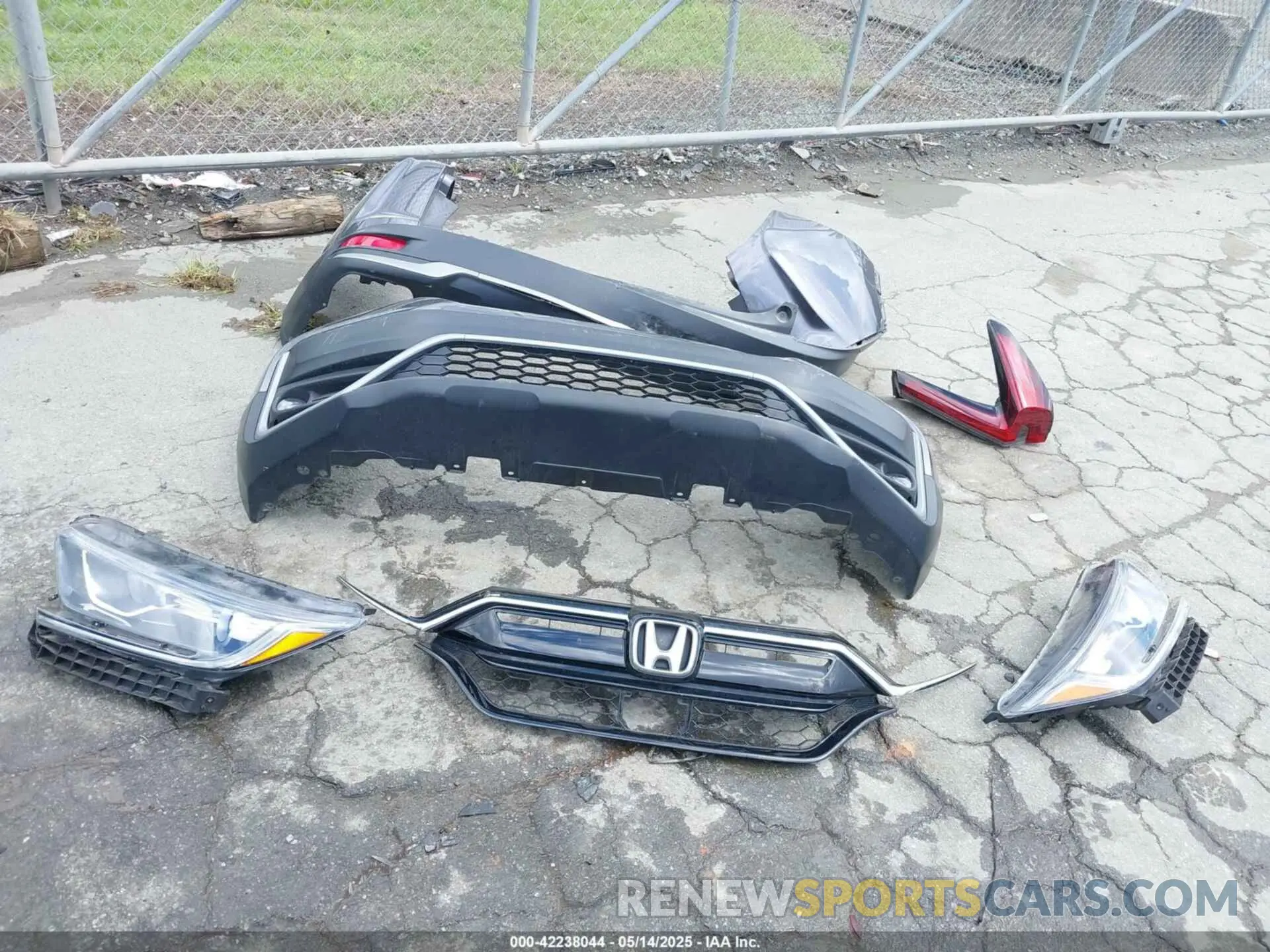 12 Photograph of a damaged car 2HKRW1H53MH428231 HONDA CR-V 2021