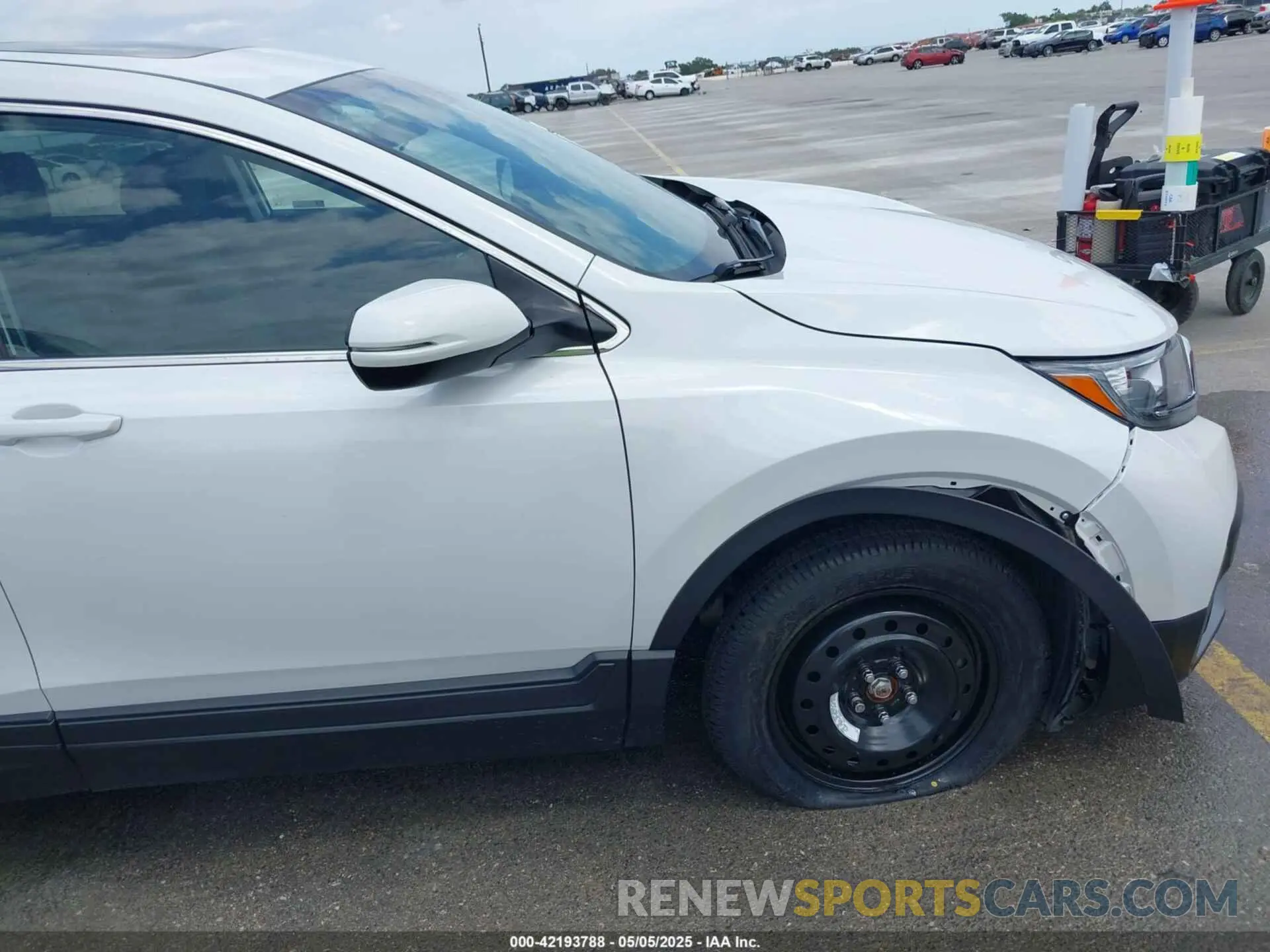 6 Photograph of a damaged car 2HKRW1H57MH411528 HONDA CR-V 2021
