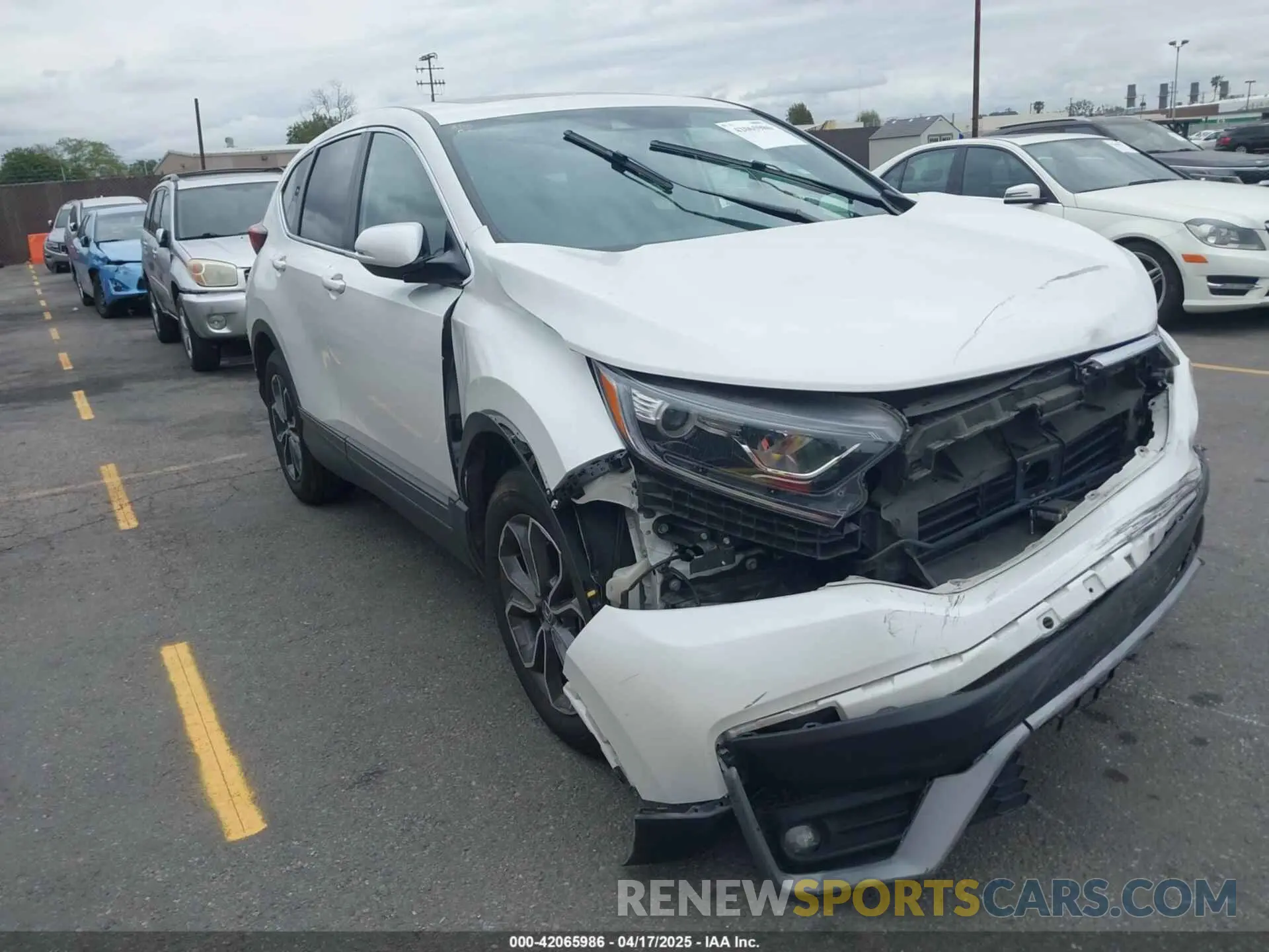 1 Photograph of a damaged car 2HKRW1H57MH420083 HONDA CR-V 2021