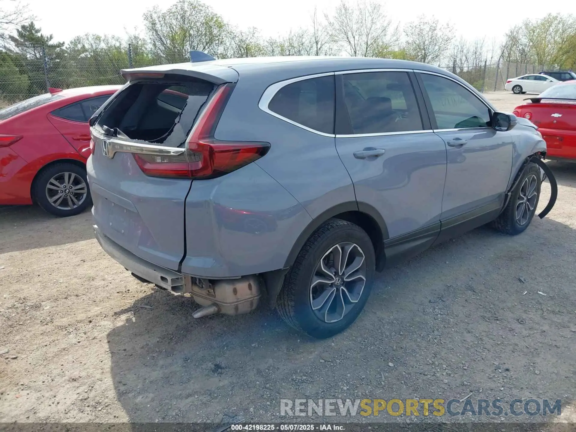 4 Photograph of a damaged car 2HKRW1H58MH404619 HONDA CR-V 2021